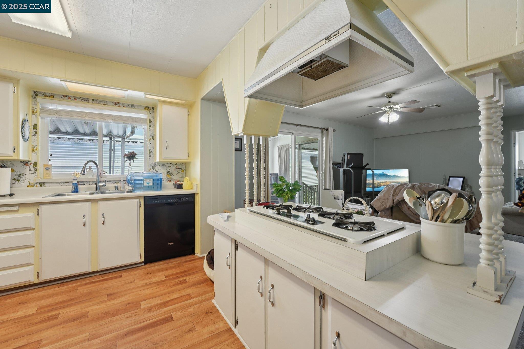 Detail Gallery Image 21 of 54 For 327 La Vina, Pacheco,  CA 94553-5112 - 2 Beds | 2 Baths