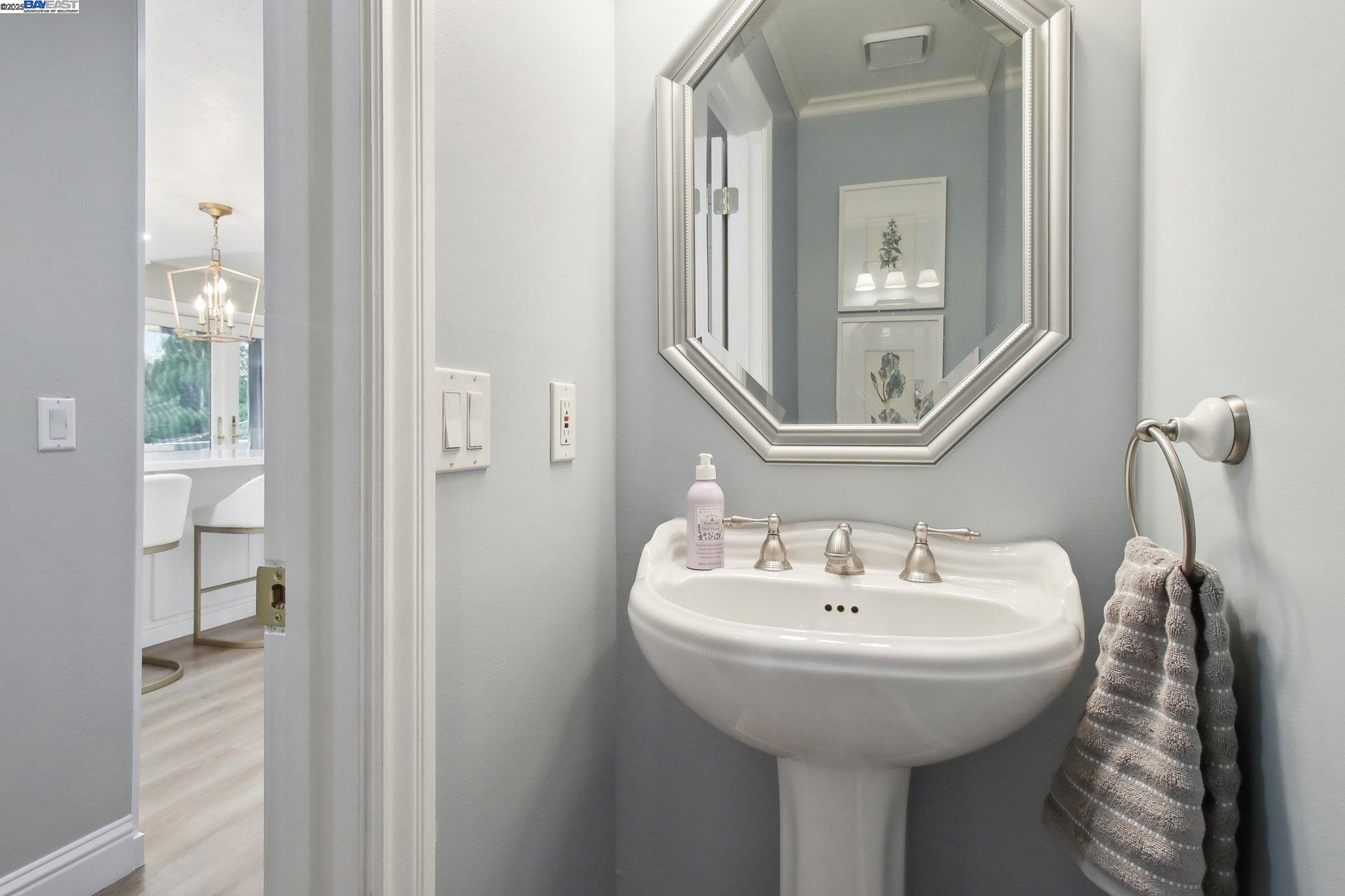 Detail Gallery Image 30 of 60 For 484 El Pintado Rd, Danville,  CA 94526 - 4 Beds | 2/1 Baths