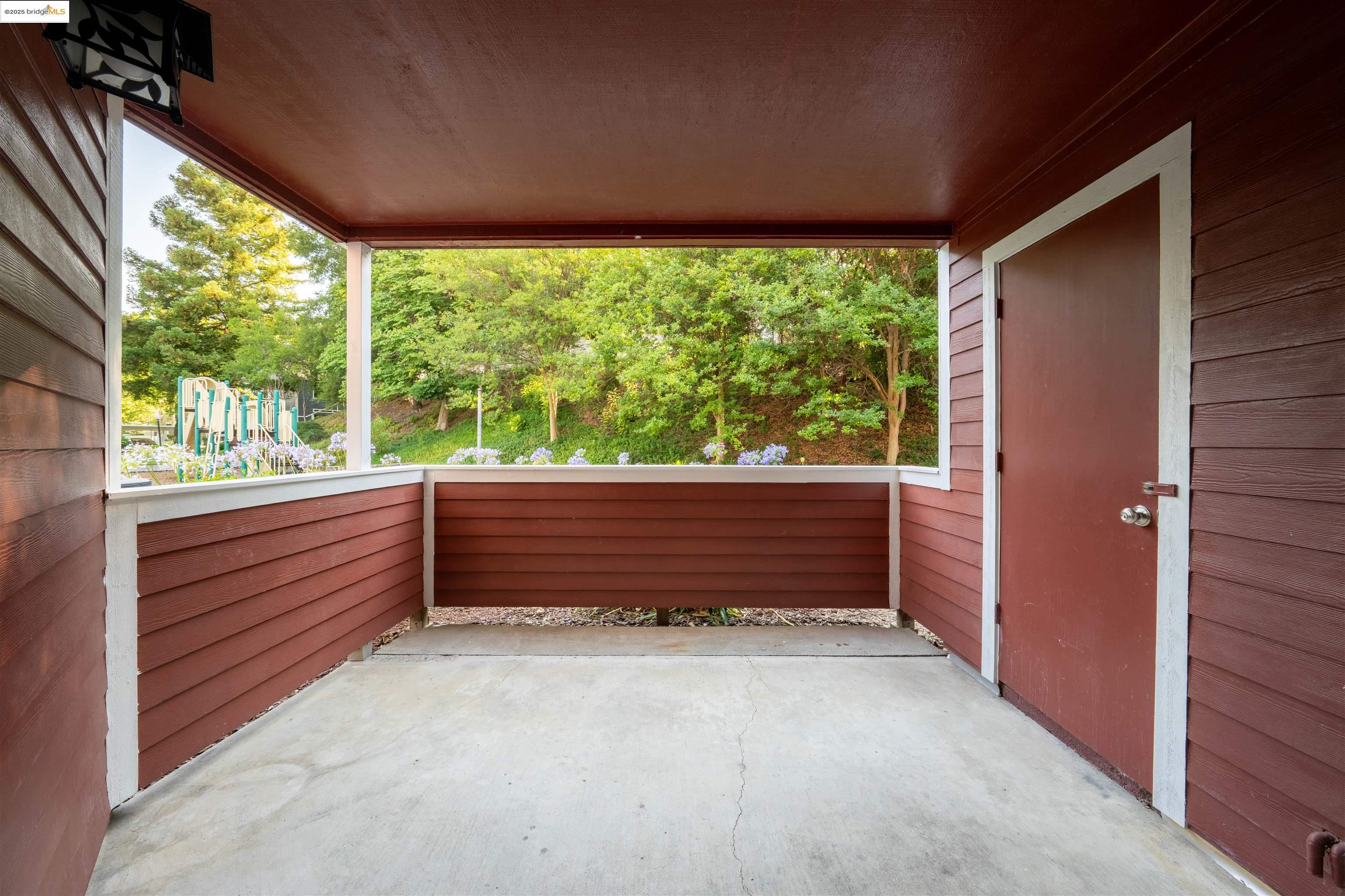 Photo #4: 41104658 Listing: Photo #4