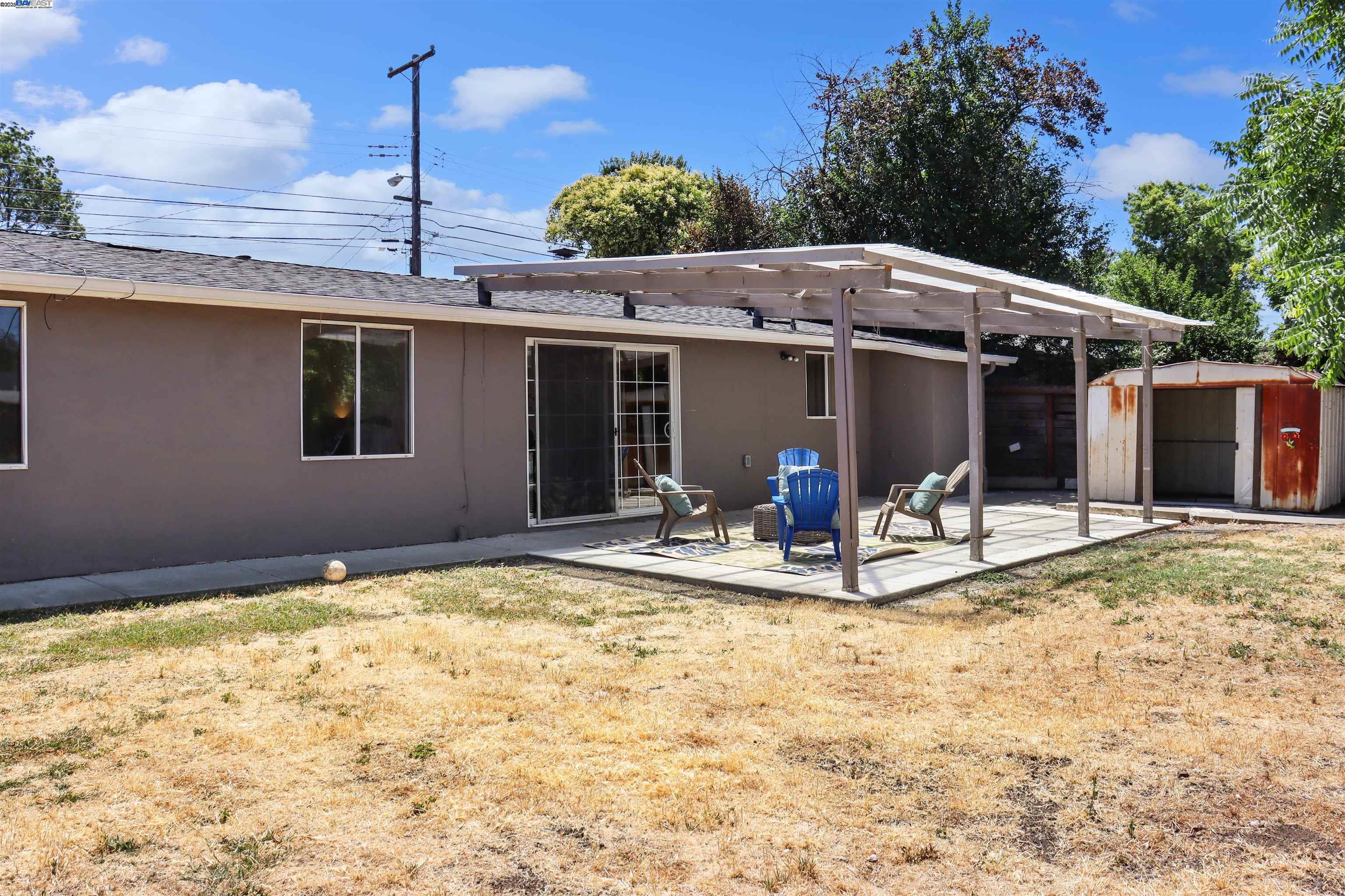 Detail Gallery Image 37 of 41 For 3025 Gratton Way, Concord,  CA 94520 - 3 Beds | 2 Baths