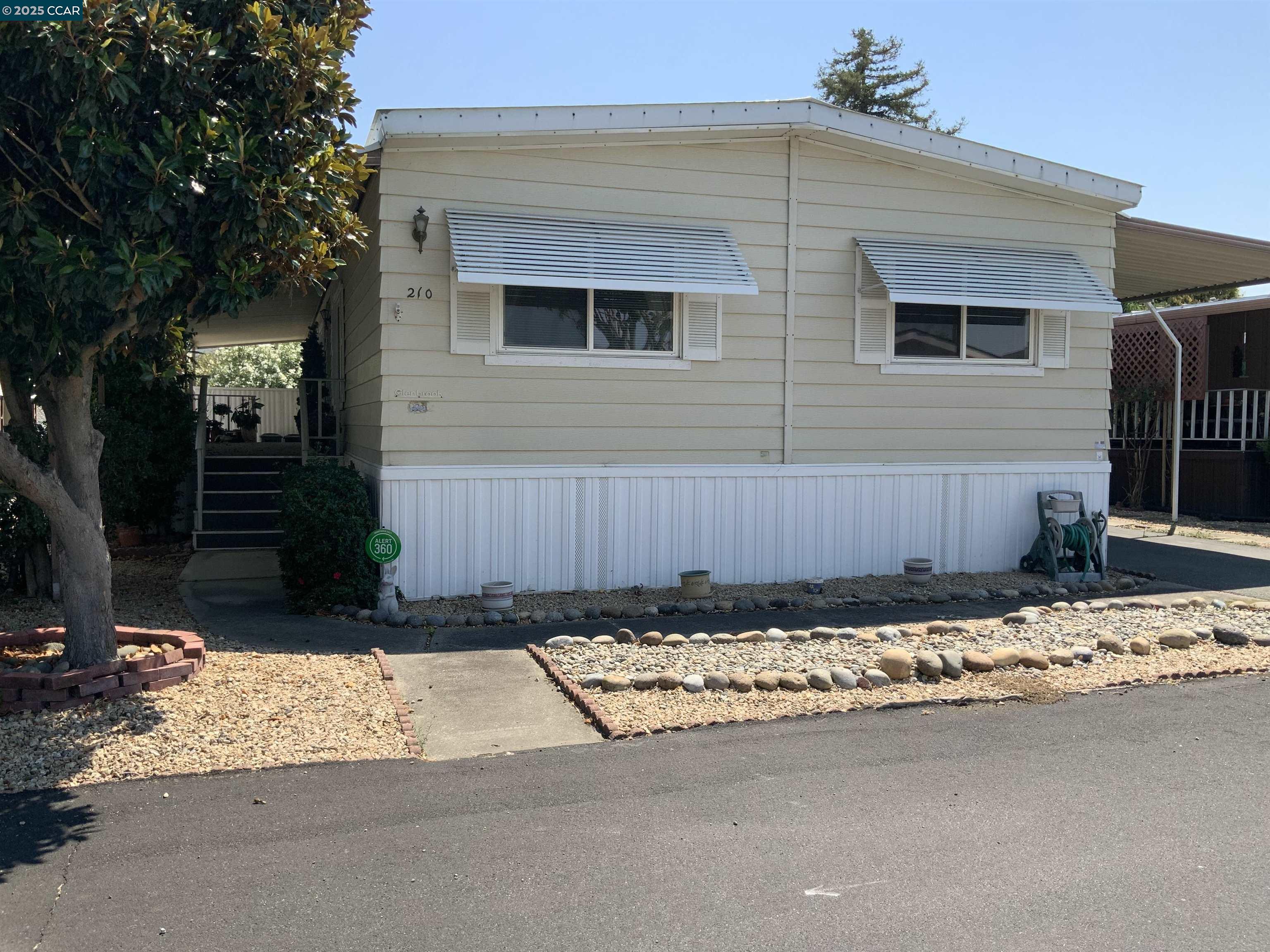 Detail Gallery Image 2 of 28 For 210 Kona Cr., Pittsburg,  CA 94565-0000 - 3 Beds | 2 Baths