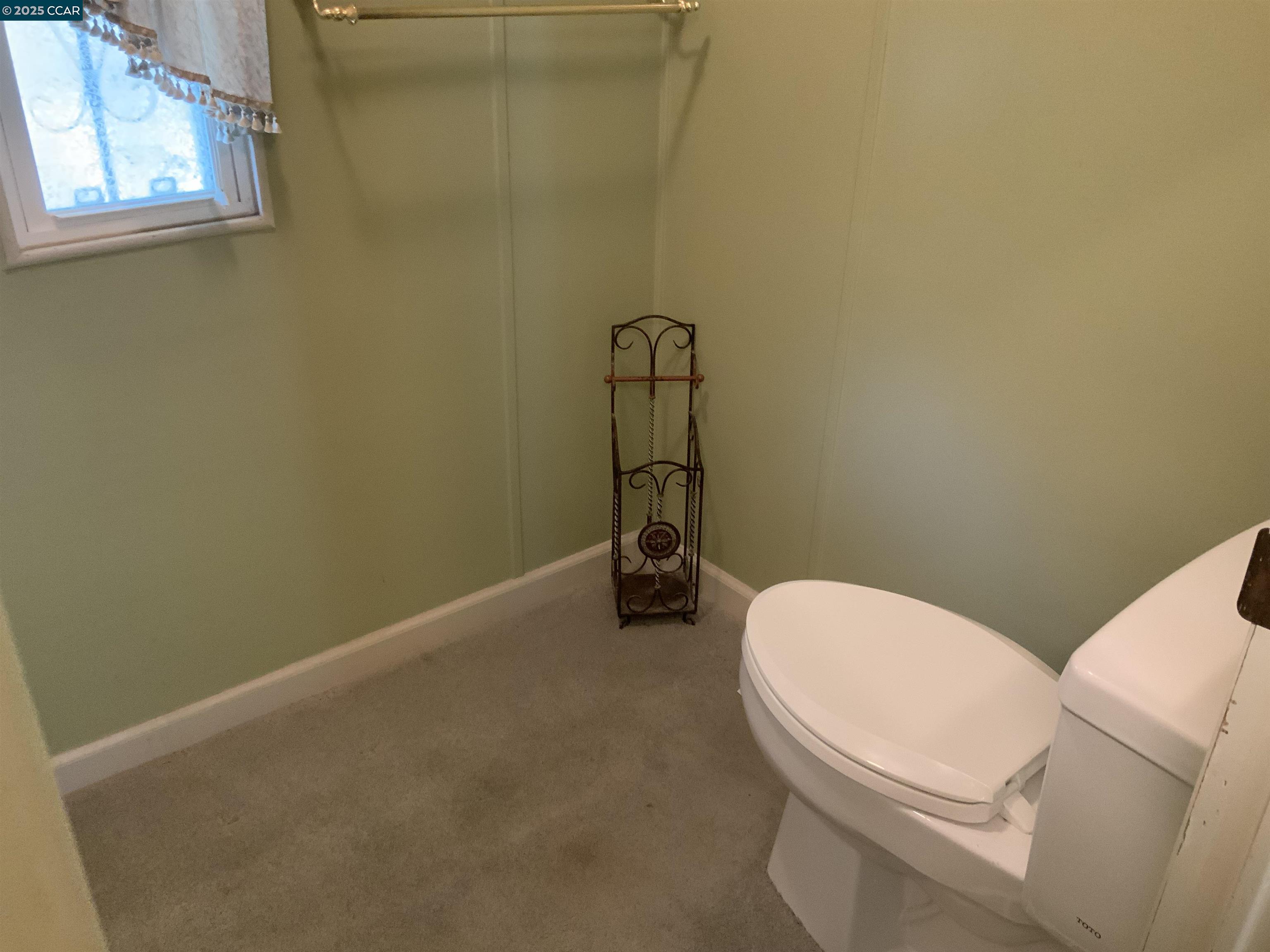 Detail Gallery Image 14 of 28 For 210 Kona Cr., Pittsburg,  CA 94565-0000 - 3 Beds | 2 Baths