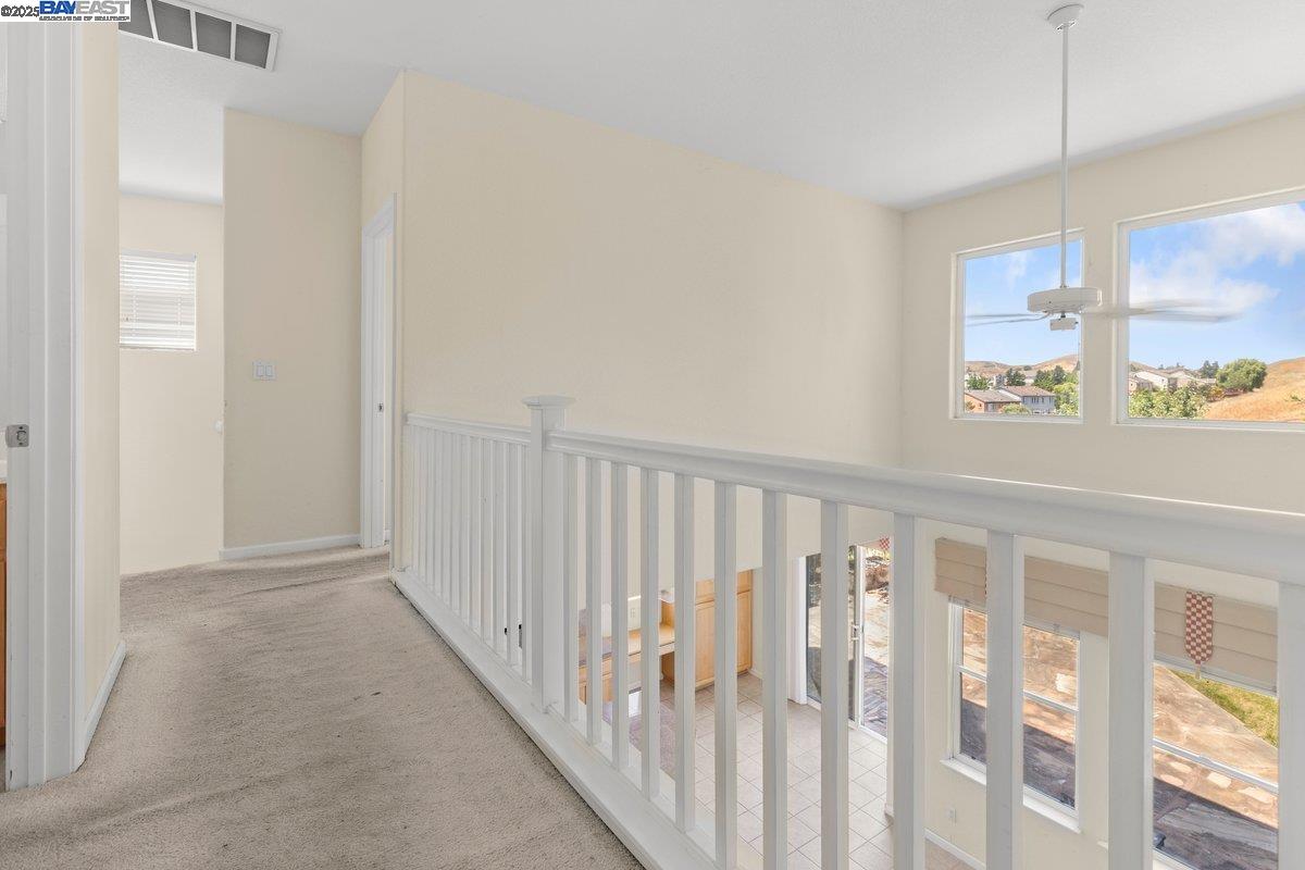Detail Gallery Image 19 of 39 For 3021 Overlook Dr, Vallejo,  CA 94591 - 4 Beds | 3 Baths