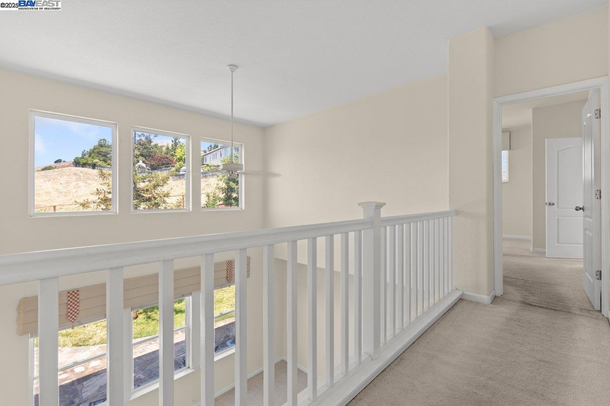 Detail Gallery Image 20 of 39 For 3021 Overlook Dr, Vallejo,  CA 94591 - 4 Beds | 3 Baths