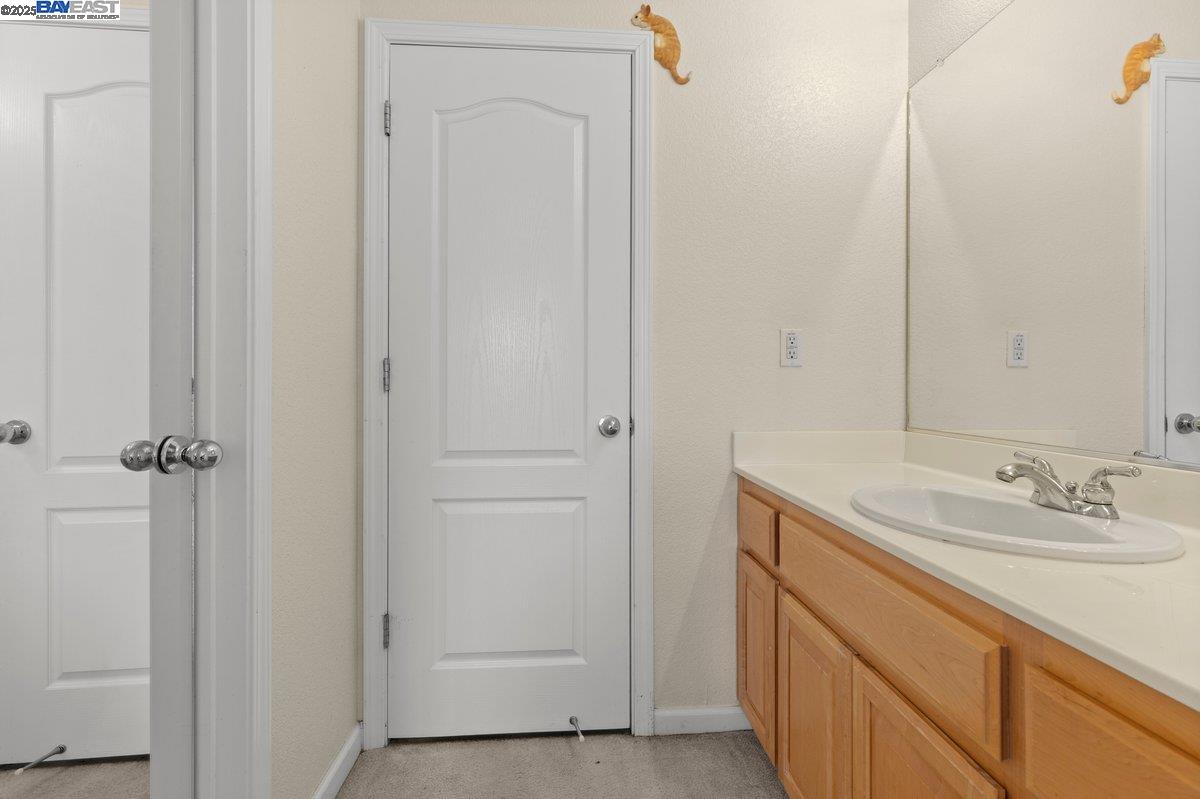 Detail Gallery Image 26 of 39 For 3021 Overlook Dr, Vallejo,  CA 94591 - 4 Beds | 3 Baths