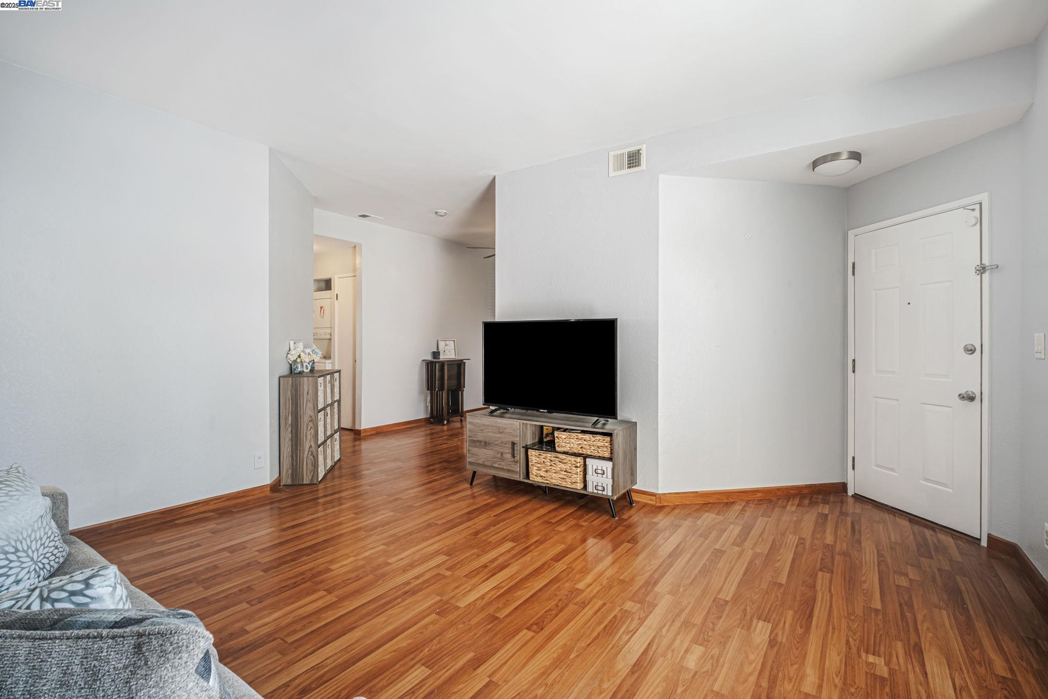 Photo #4: 41104668 Listing 