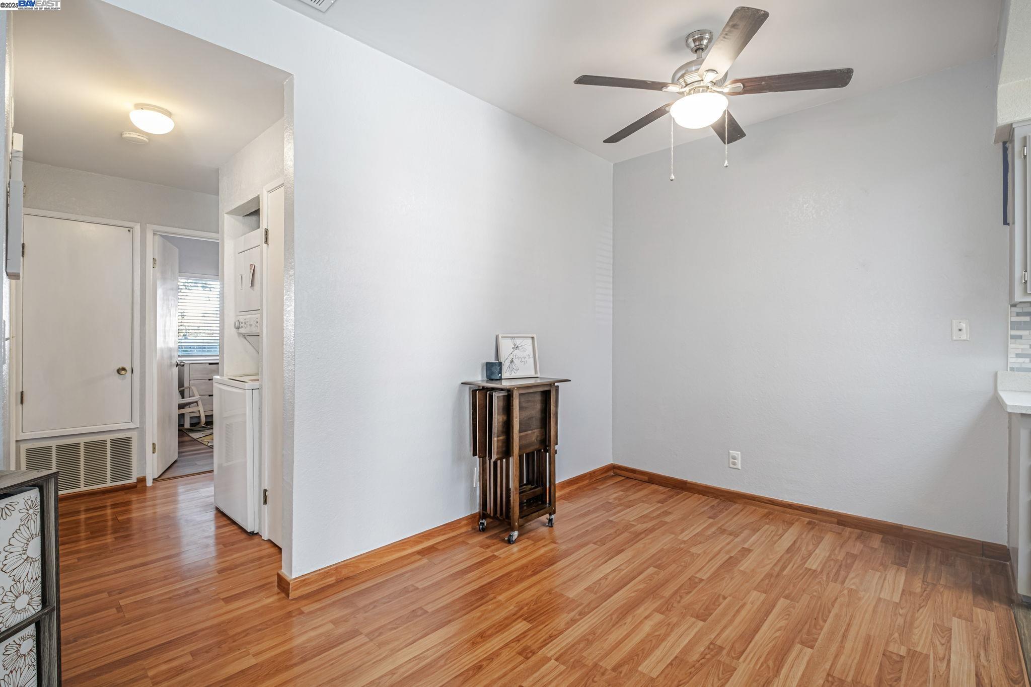 Detail Gallery Image 9 of 21 For 2920 Flint St #113,  Union City,  CA 94587 - 2 Beds | 2 Baths