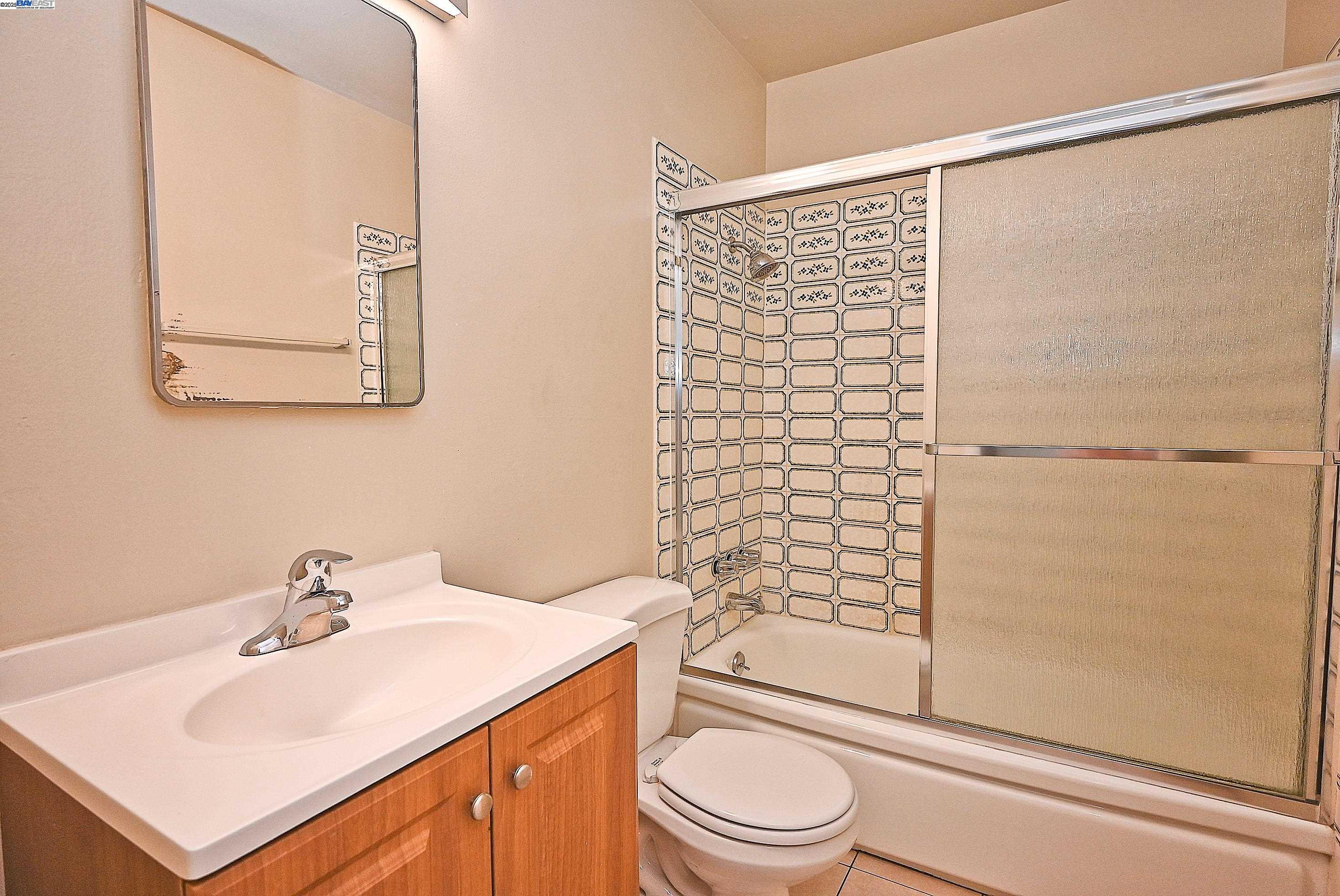 Detail Gallery Image 13 of 20 For 27827 Leidig Ct, Hayward,  CA 94544 - – Beds | – Baths