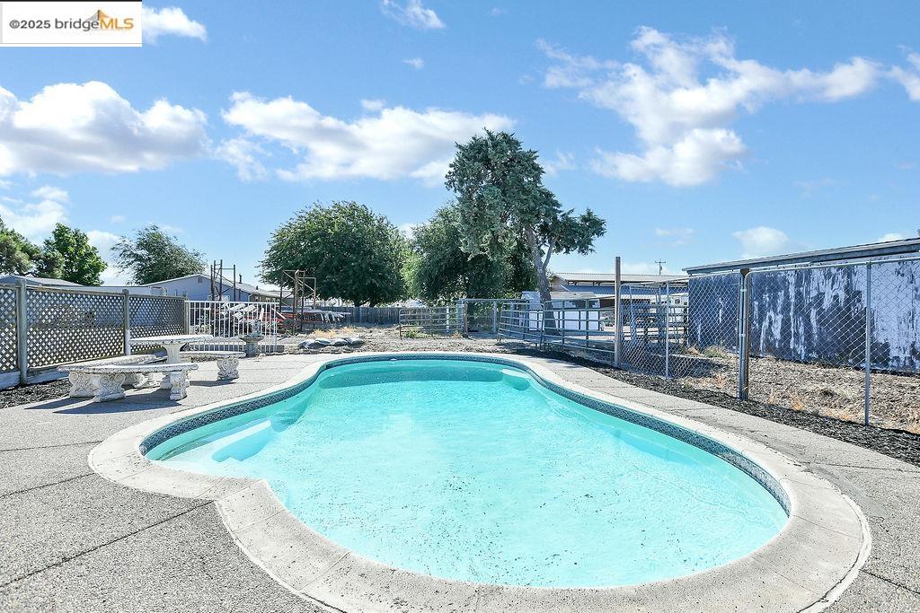 Detail Gallery Image 31 of 46 For 8160 Byron Hwy, Brentwood,  CA 94513 - 3 Beds | 2 Baths