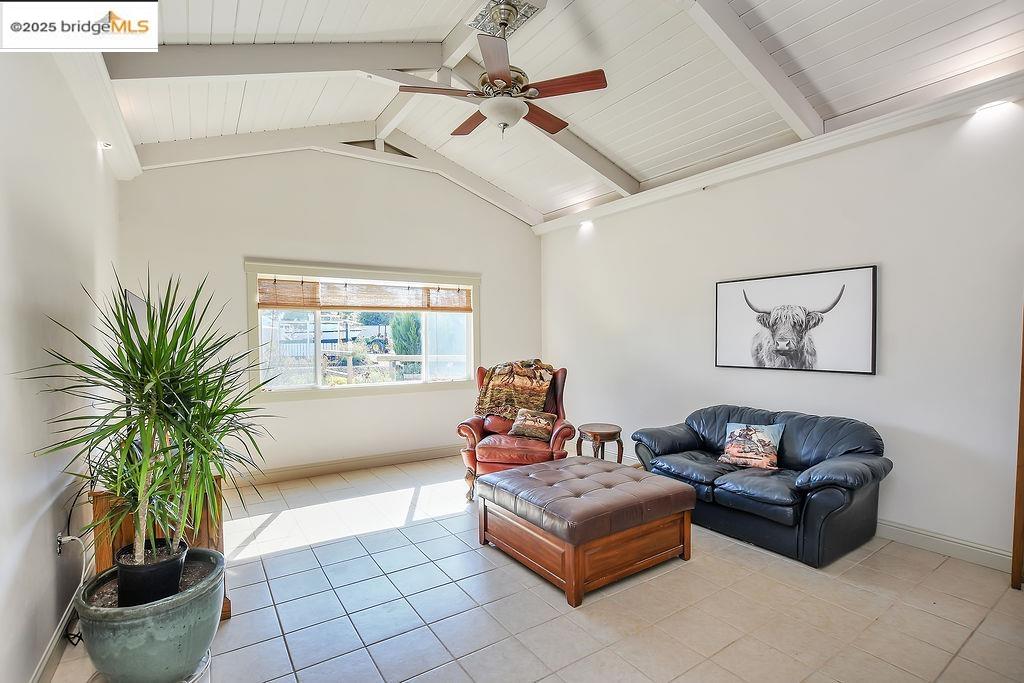 Detail Gallery Image 9 of 46 For 8160 Byron Hwy, Brentwood,  CA 94513 - 3 Beds | 2 Baths