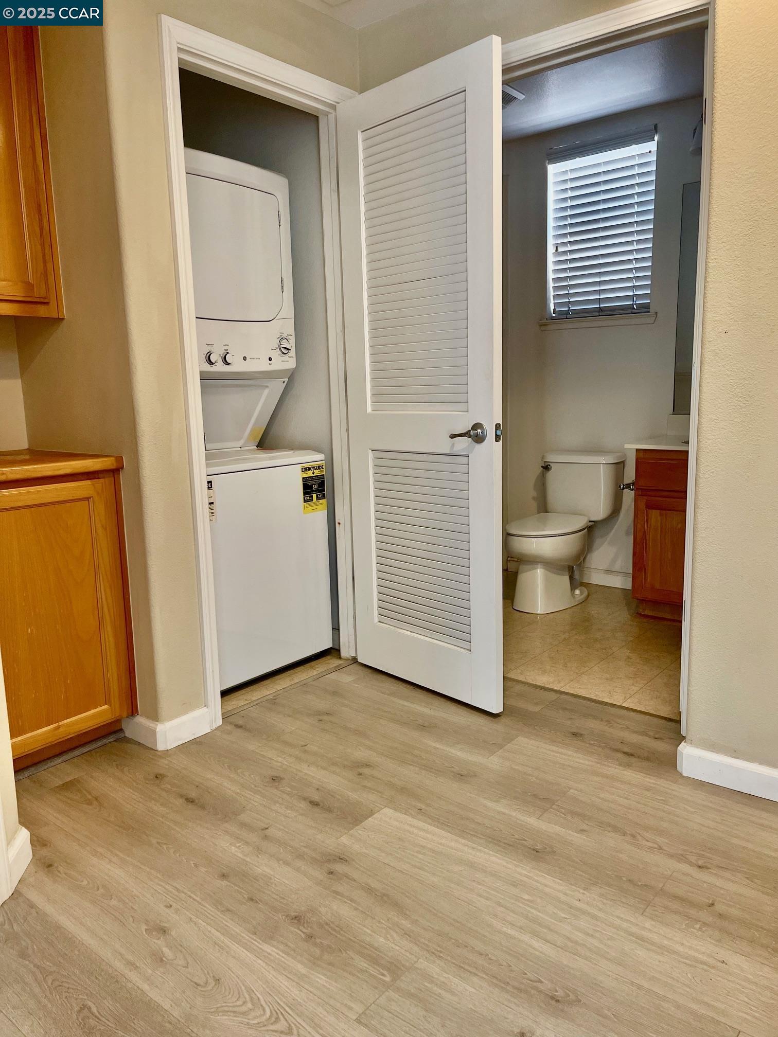 Detail Gallery Image 8 of 19 For 404 Presidio St, San Pablo,  CA 94806 - 2 Beds | 2 Baths
