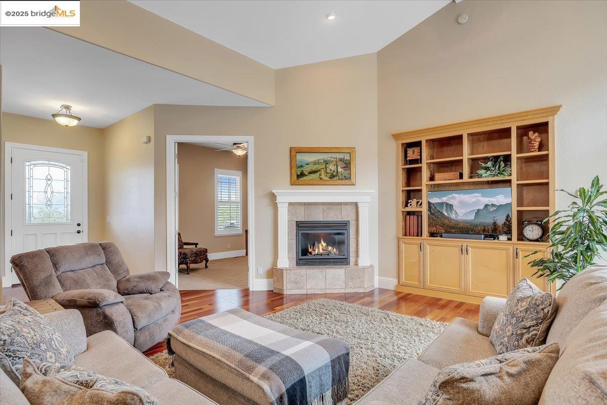 Detail Gallery Image 27 of 60 For 194 Smith Flat Rd., Angels Camp,  CA 95222 - 4 Beds | 3/1 Baths