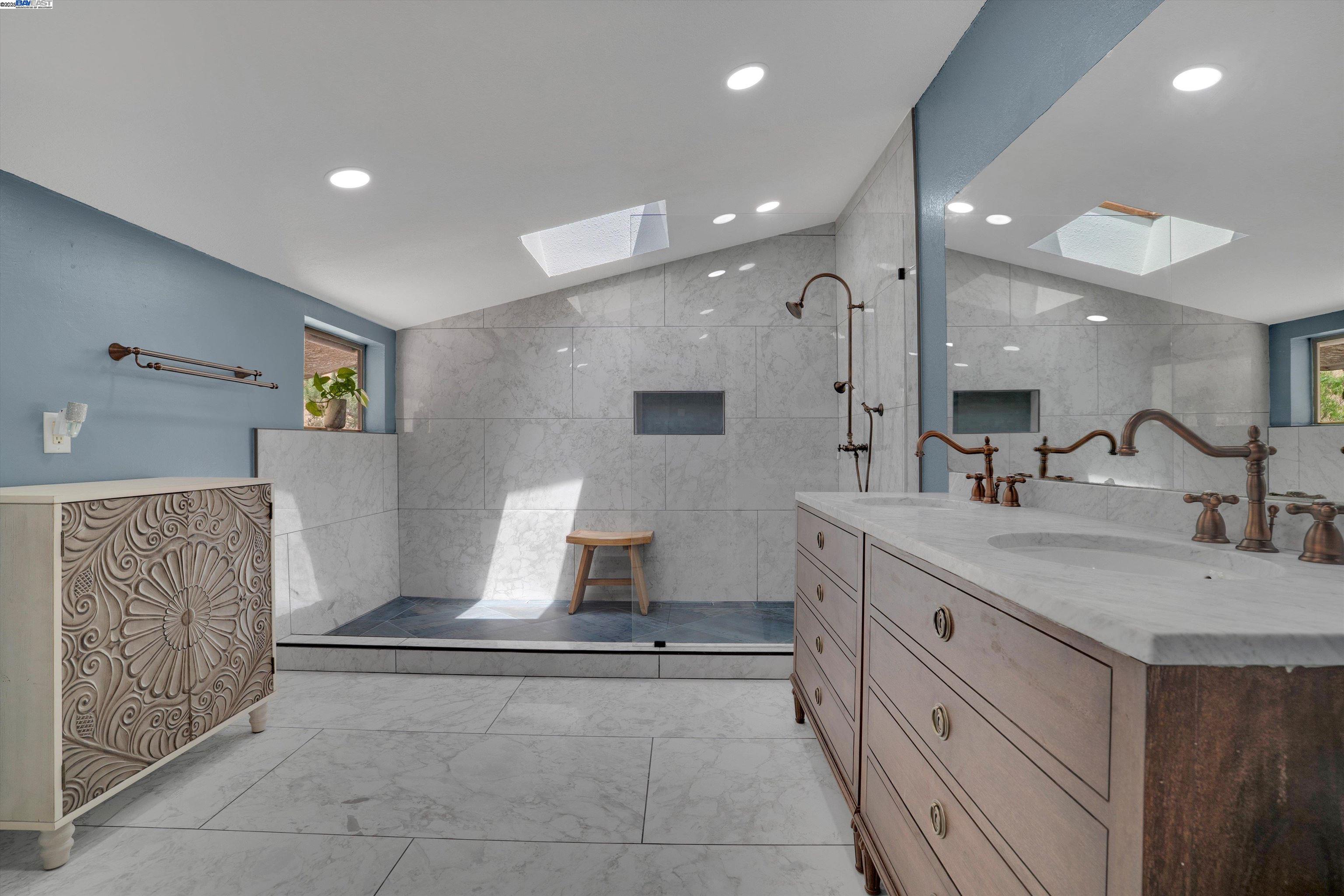 Detail Gallery Image 21 of 45 For 12560 Morgan Territory Rd, Livermore,  CA 94551 - 4 Beds | 3 Baths