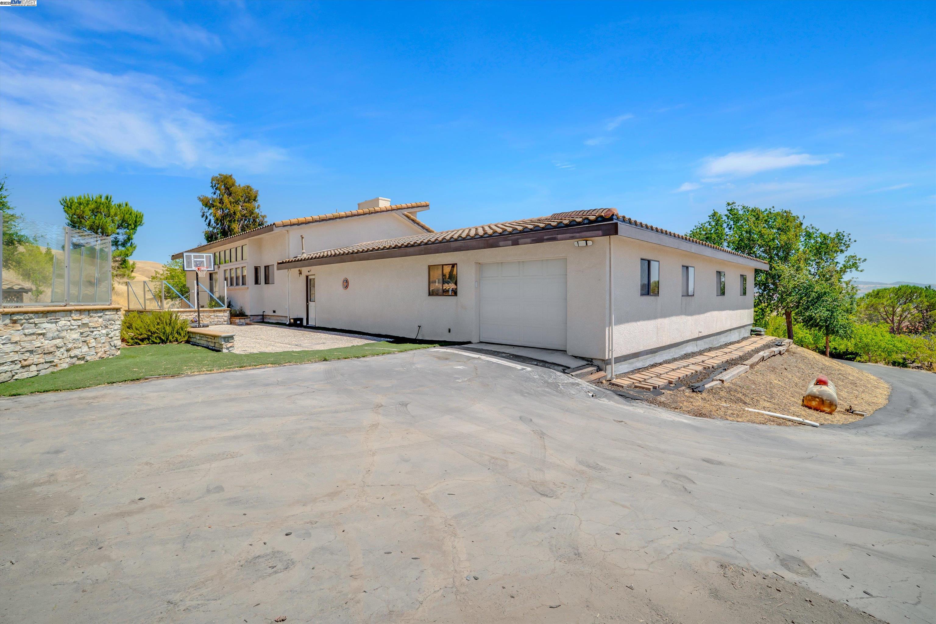 Detail Gallery Image 37 of 45 For 12560 Morgan Territory Rd, Livermore,  CA 94551 - 4 Beds | 3 Baths