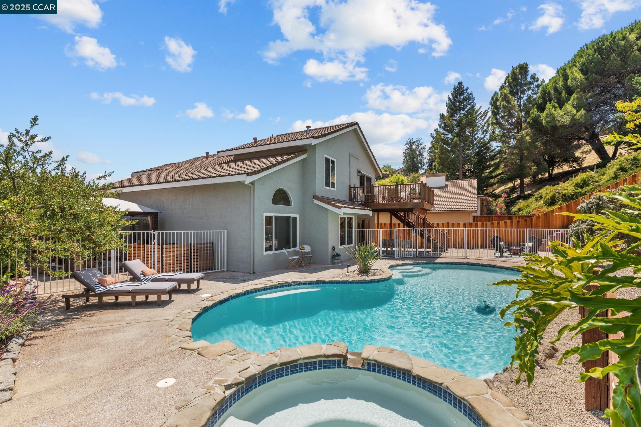 Detail Gallery Image 23 of 57 For 5215 Cutter Lane, El Sobrante,  CA 94803 - 4 Beds | 3 Baths