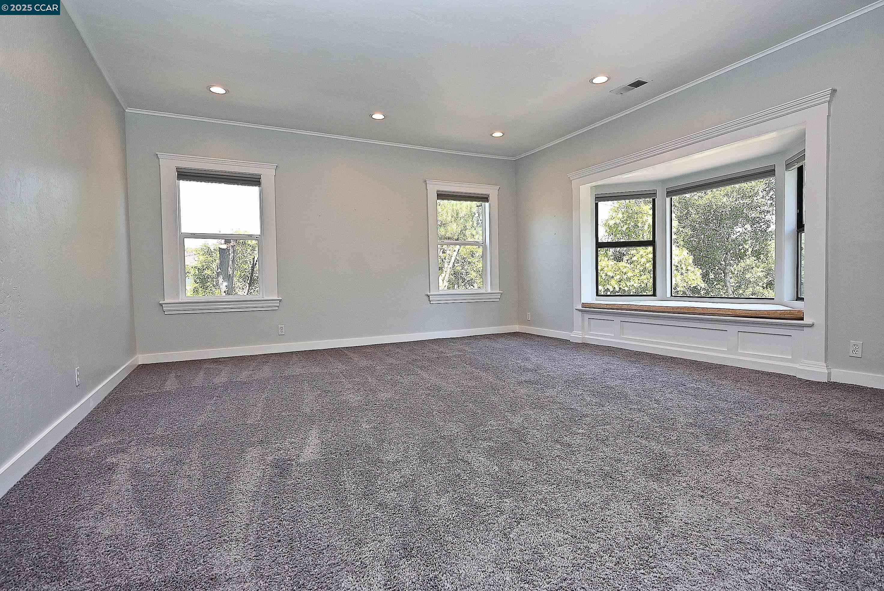 Detail Gallery Image 27 of 60 For 3810 Canyon Way, Martinez,  CA 94553 - 4 Beds | 3 Baths