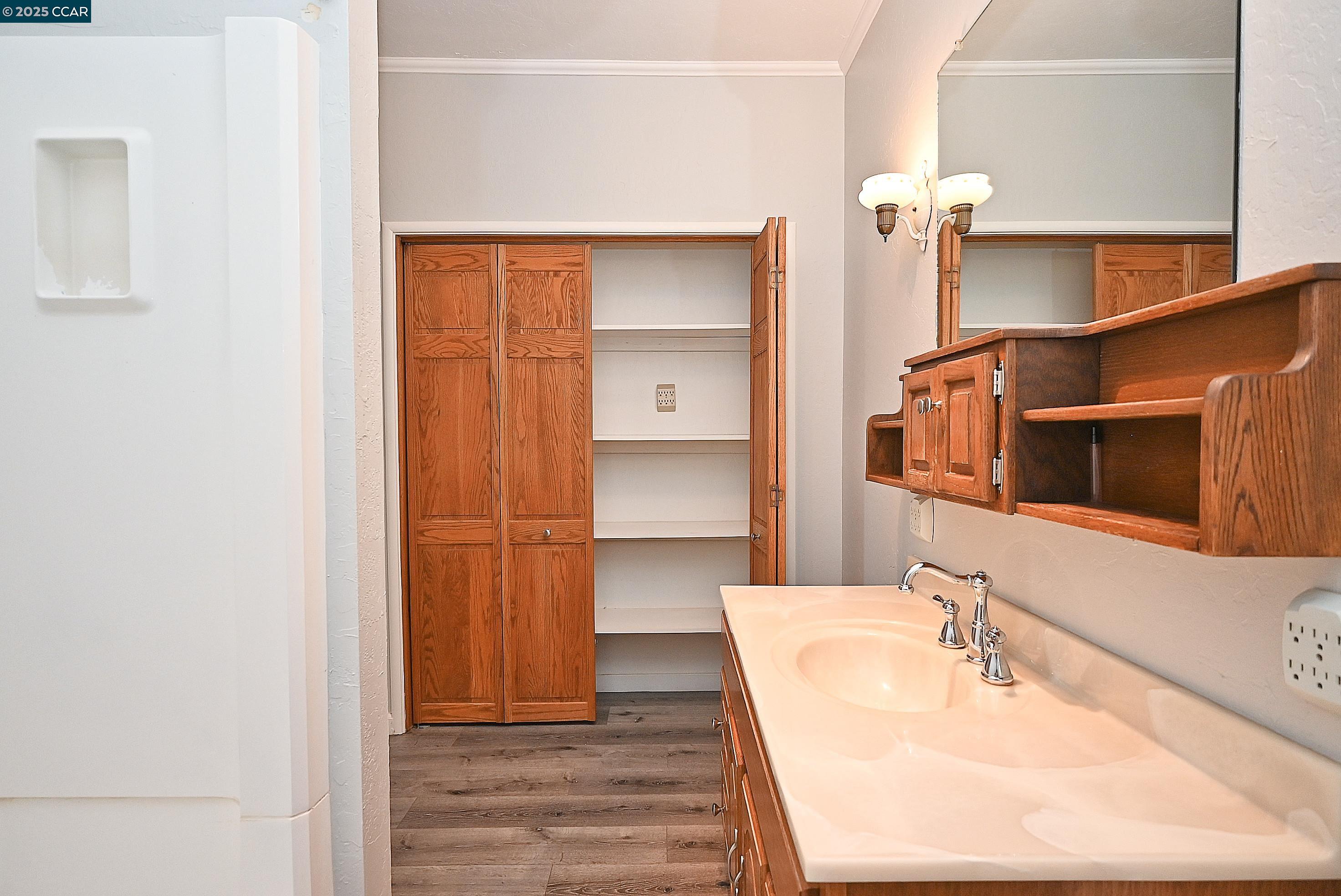 Detail Gallery Image 35 of 60 For 3810 Canyon Way, Martinez,  CA 94553 - 4 Beds | 3 Baths