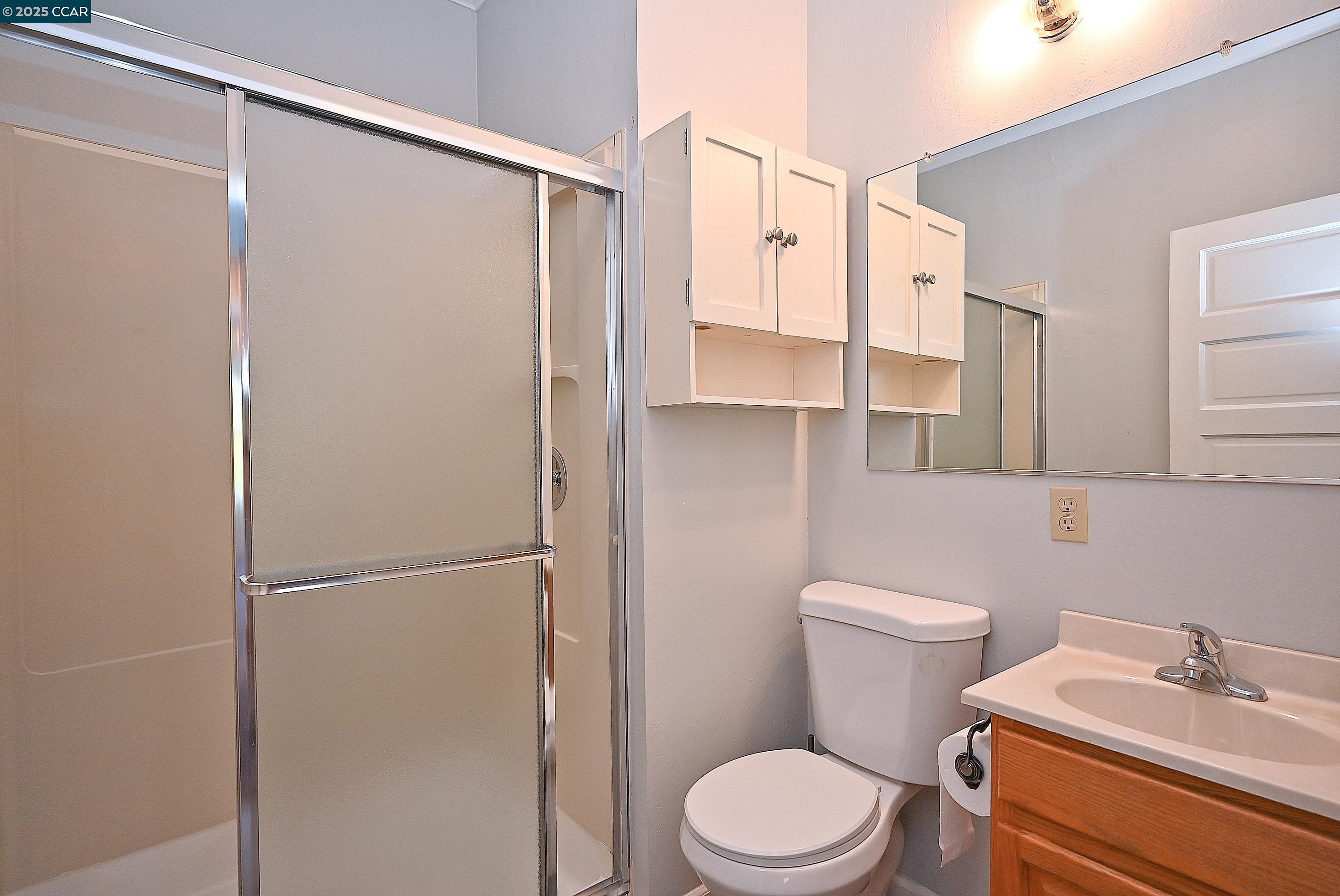 Detail Gallery Image 36 of 60 For 3810 Canyon Way, Martinez,  CA 94553 - 4 Beds | 3 Baths