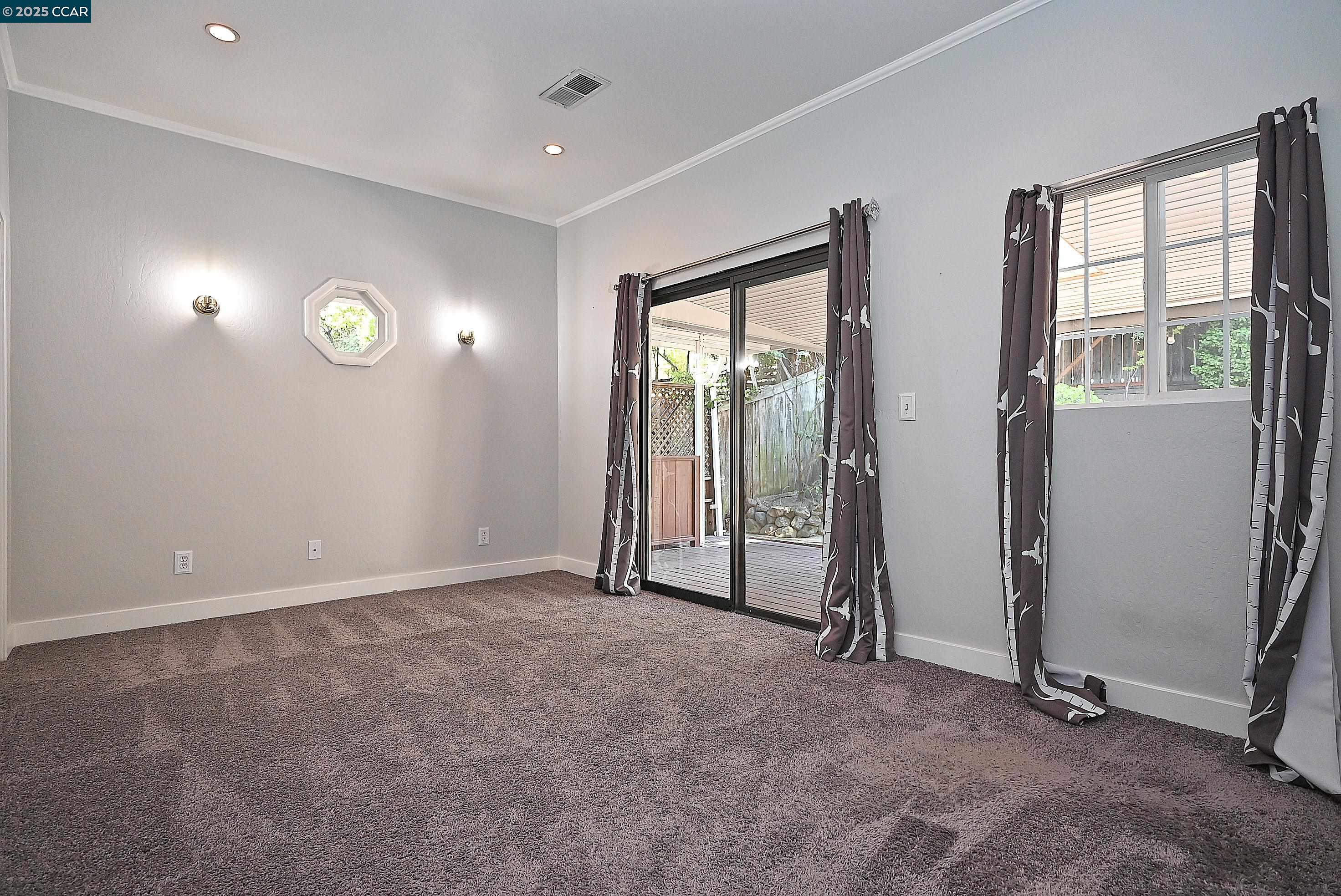 Detail Gallery Image 37 of 60 For 3810 Canyon Way, Martinez,  CA 94553 - 4 Beds | 3 Baths