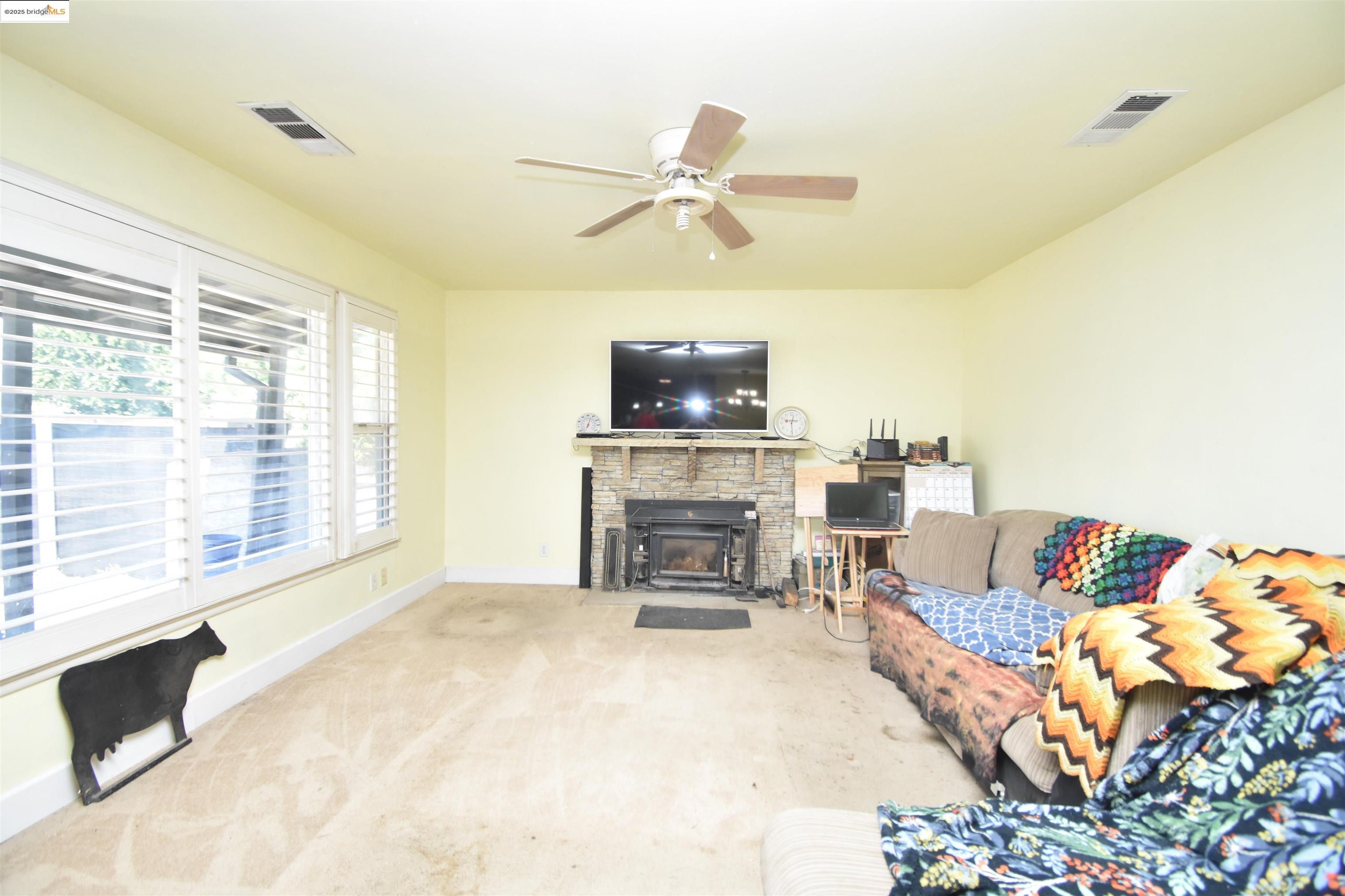 Detail Gallery Image 16 of 35 For 5100 Kiernan Ave, Salida,  CA 95368 - 3 Beds | 3 Baths