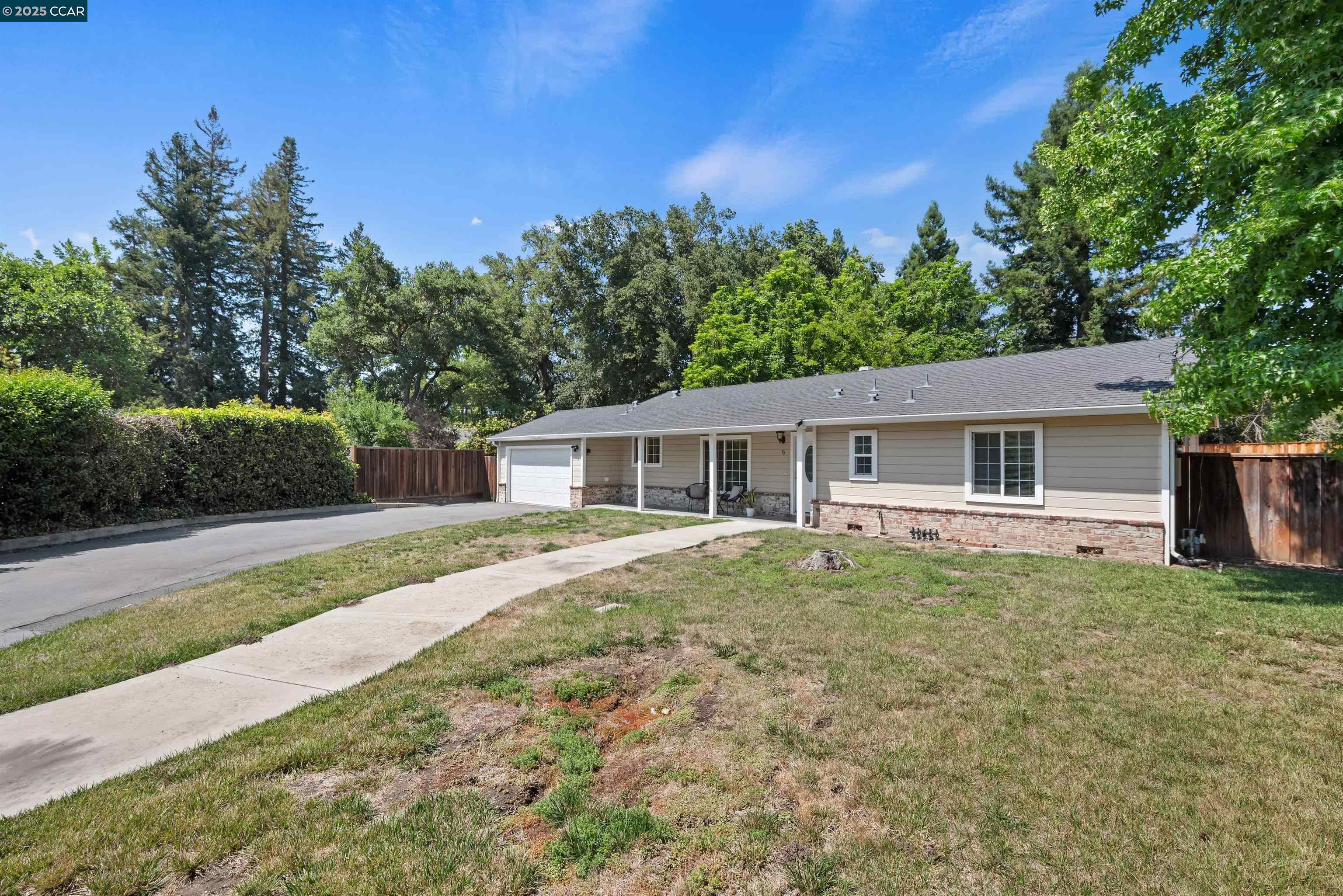 Detail Gallery Image 3 of 40 For 72 Orchard Court, Alamo,  CA 94506 - 3 Beds | 1 Baths