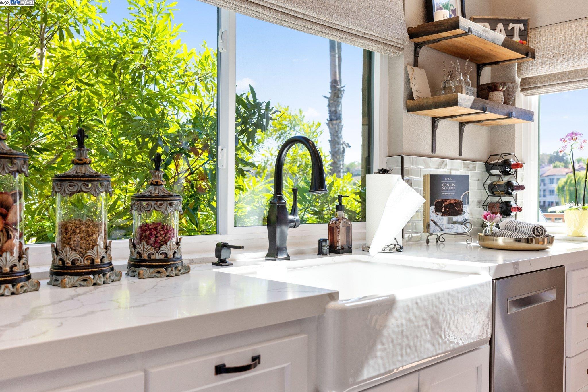 Detail Gallery Image 12 of 58 For 4057 W Lakeshore Dr, San Ramon,  CA 94582 - 3 Beds | 2/1 Baths
