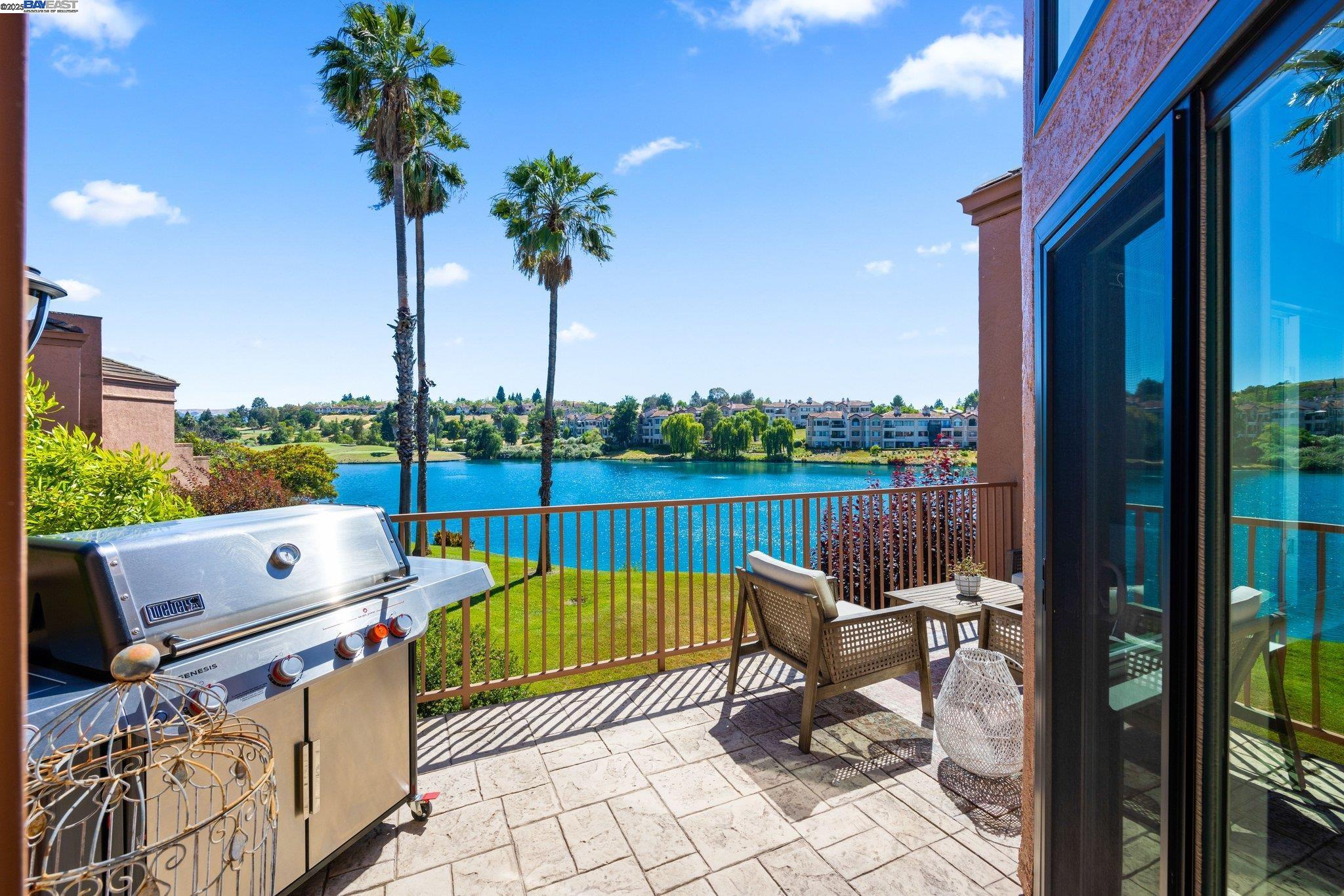 Detail Gallery Image 18 of 58 For 4057 W Lakeshore Dr, San Ramon,  CA 94582 - 3 Beds | 2/1 Baths