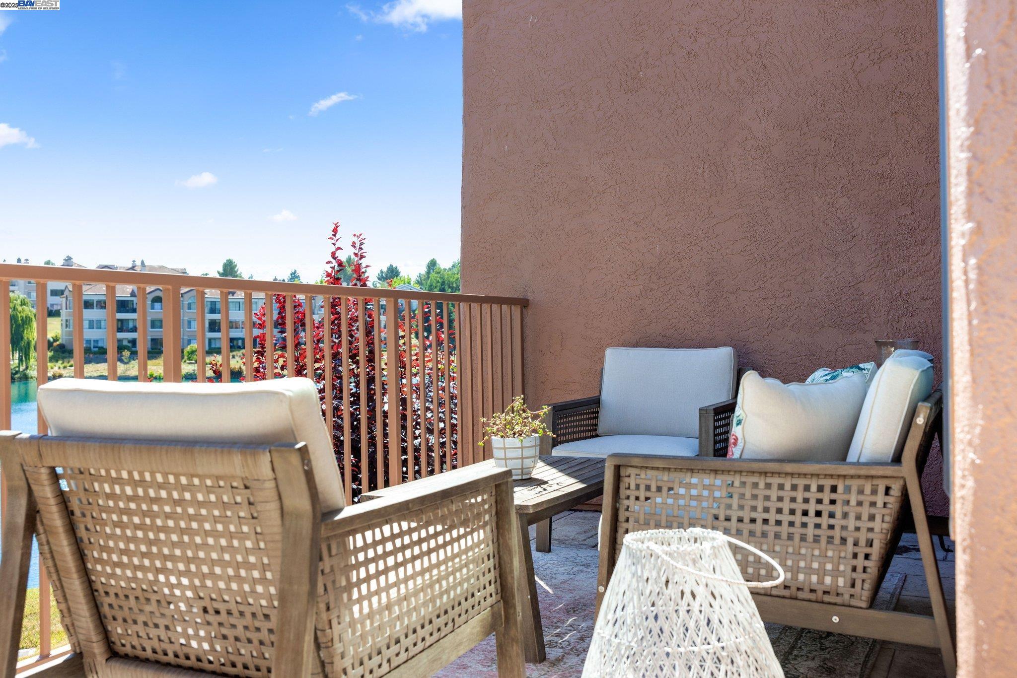 Detail Gallery Image 21 of 58 For 4057 W Lakeshore Dr, San Ramon,  CA 94582 - 3 Beds | 2/1 Baths