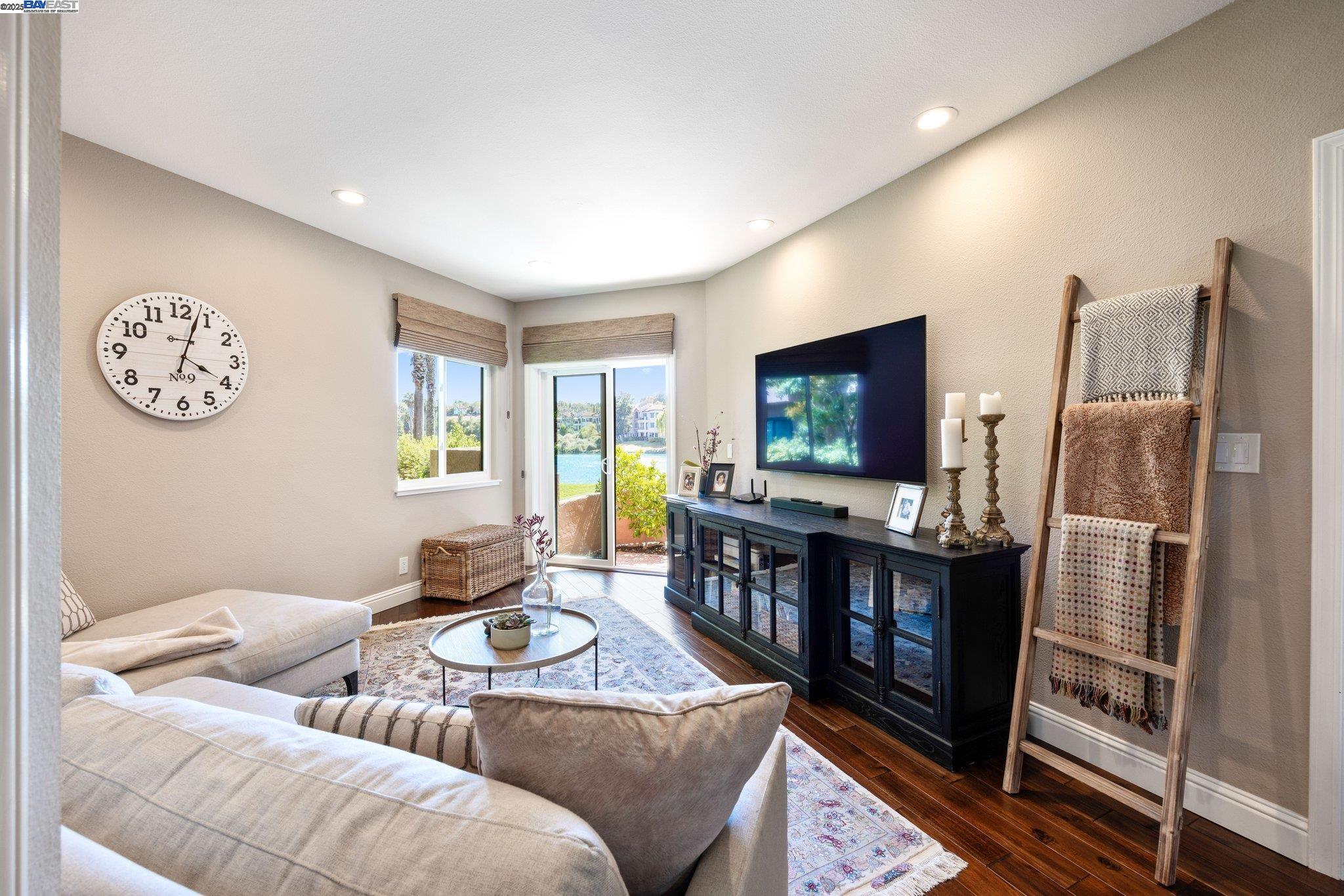 Detail Gallery Image 36 of 58 For 4057 W Lakeshore Dr, San Ramon,  CA 94582 - 3 Beds | 2/1 Baths