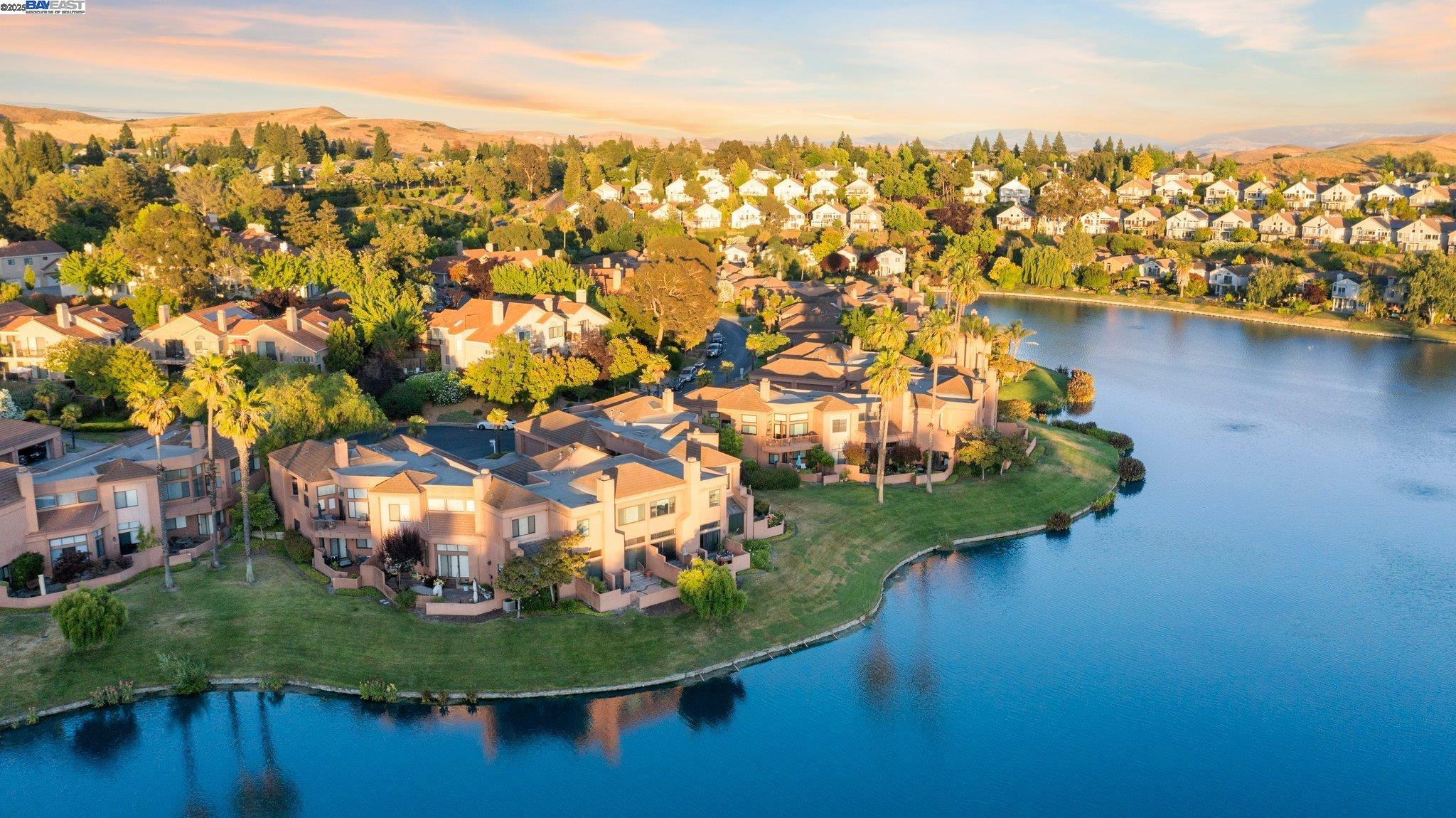 Detail Gallery Image 49 of 58 For 4057 W Lakeshore Dr, San Ramon,  CA 94582 - 3 Beds | 2/1 Baths