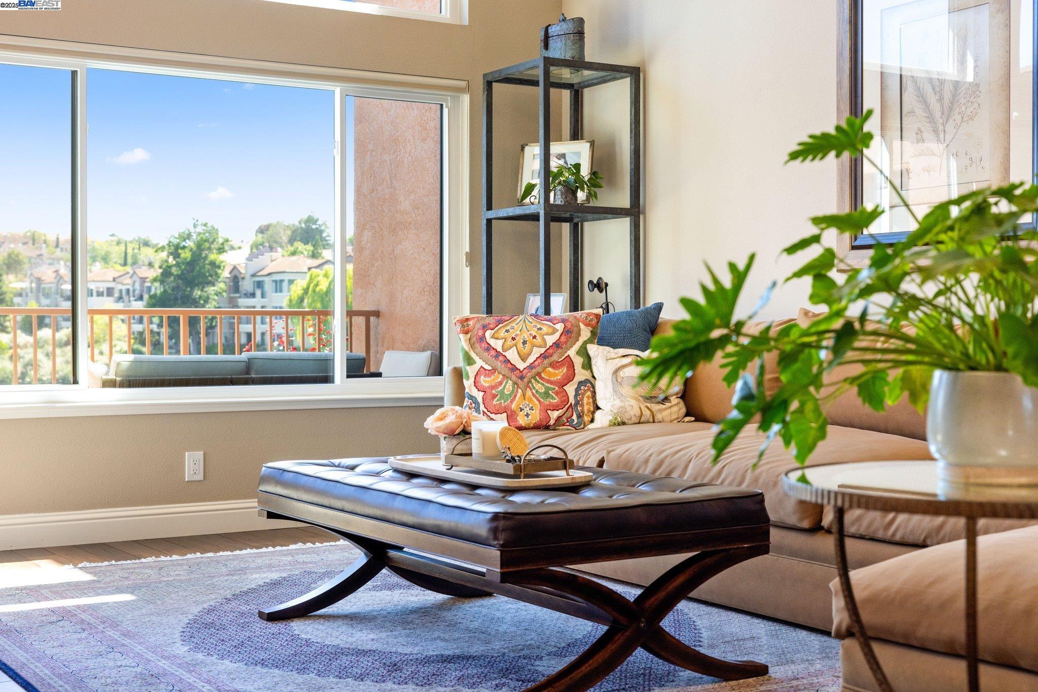 Detail Gallery Image 8 of 58 For 4057 W Lakeshore Dr, San Ramon,  CA 94582 - 3 Beds | 2/1 Baths