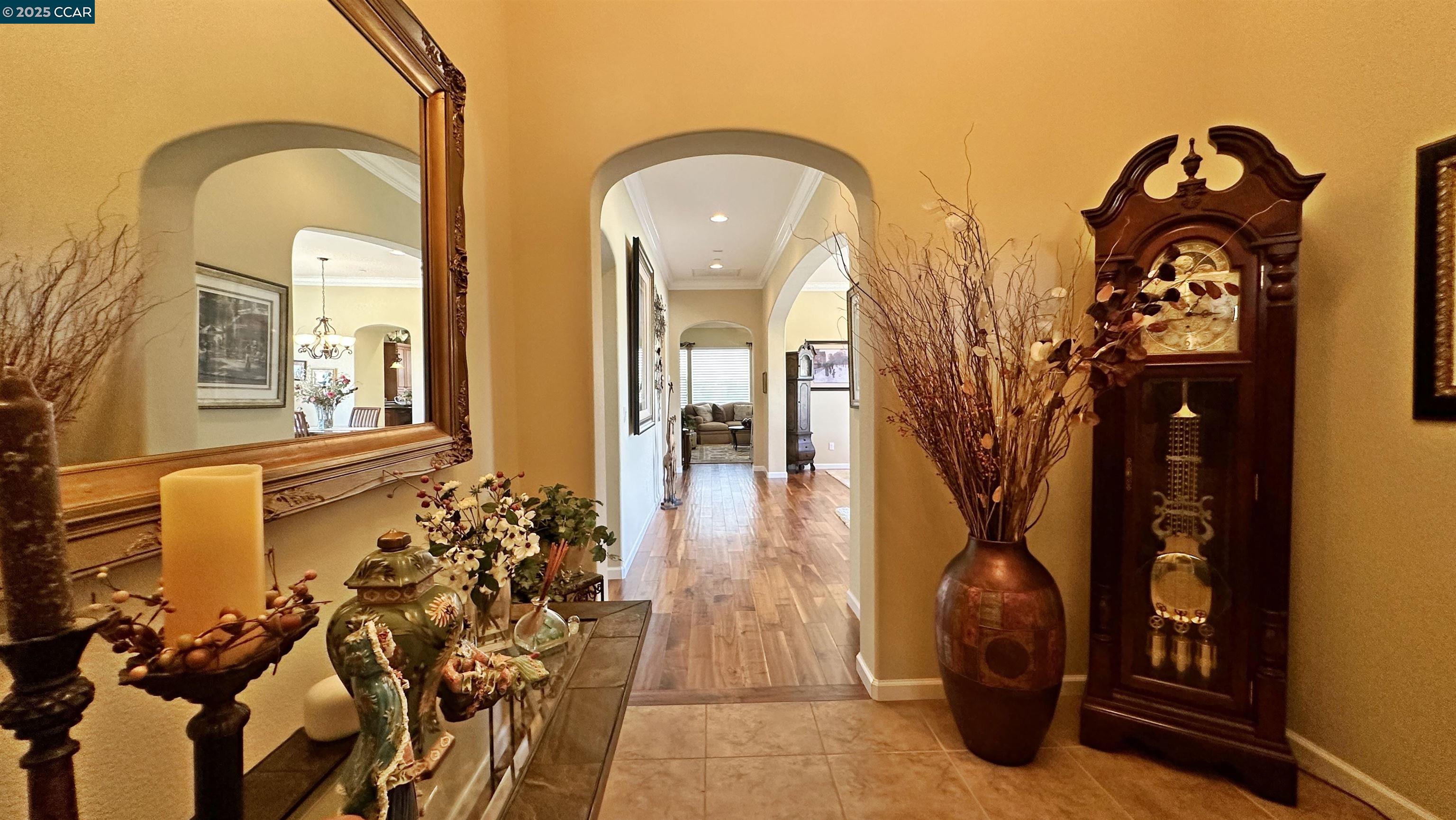Detail Gallery Image 7 of 42 For 7691 Strath Pl, Gilroy,  CA 95020 - 4 Beds | 3 Baths