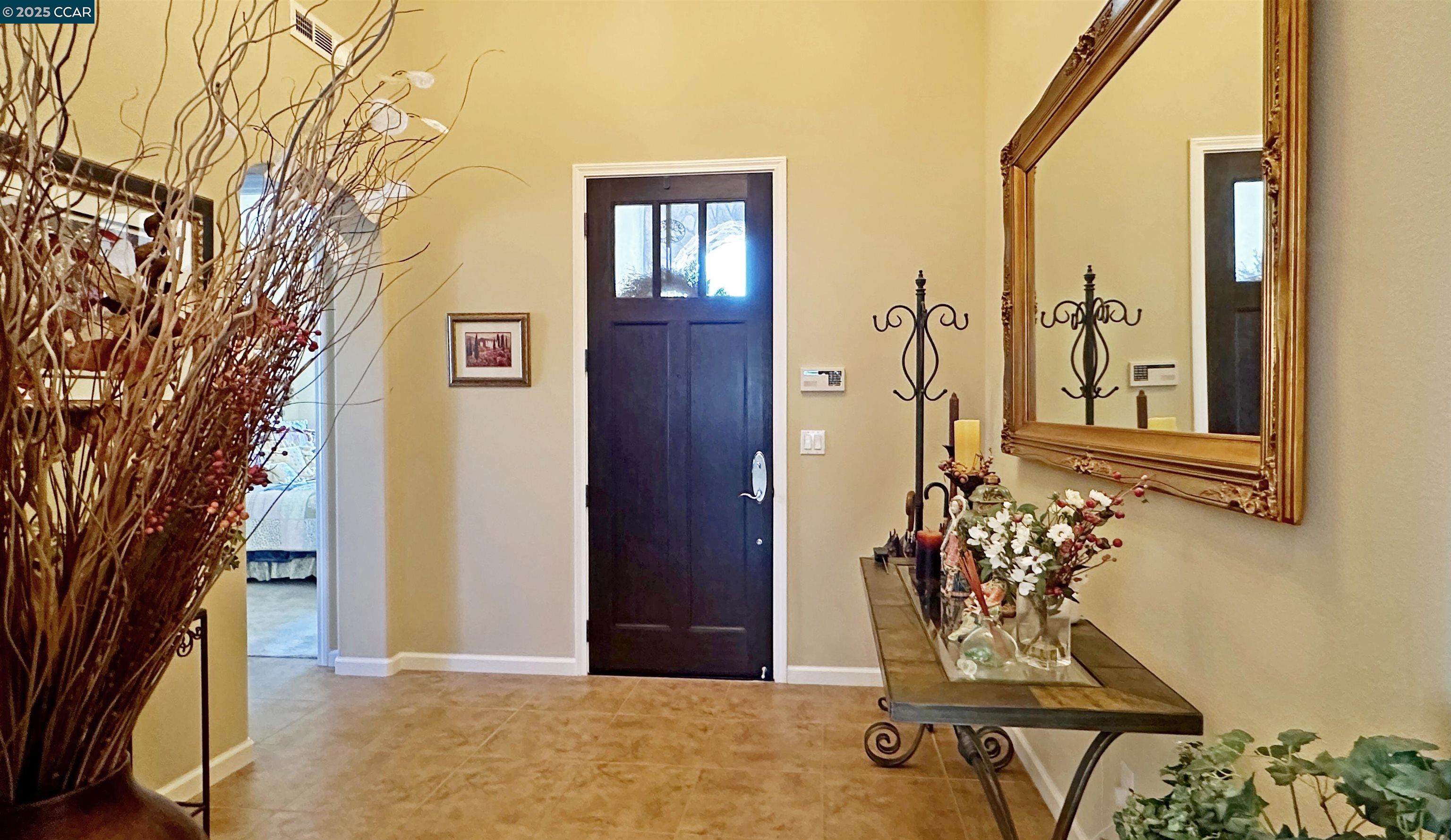 Detail Gallery Image 8 of 42 For 7691 Strath Pl, Gilroy,  CA 95020 - 4 Beds | 3 Baths