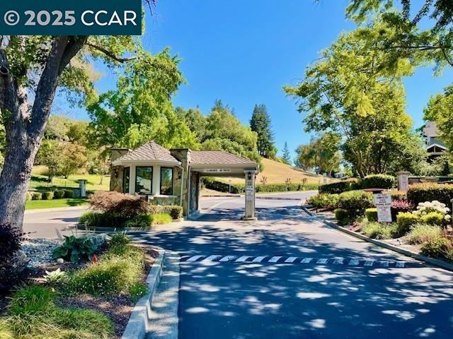 Detail Gallery Image 29 of 29 For 1020 Canyon Hills Road, San Ramon,  CA 94582 - 4 Beds | 2/1 Baths