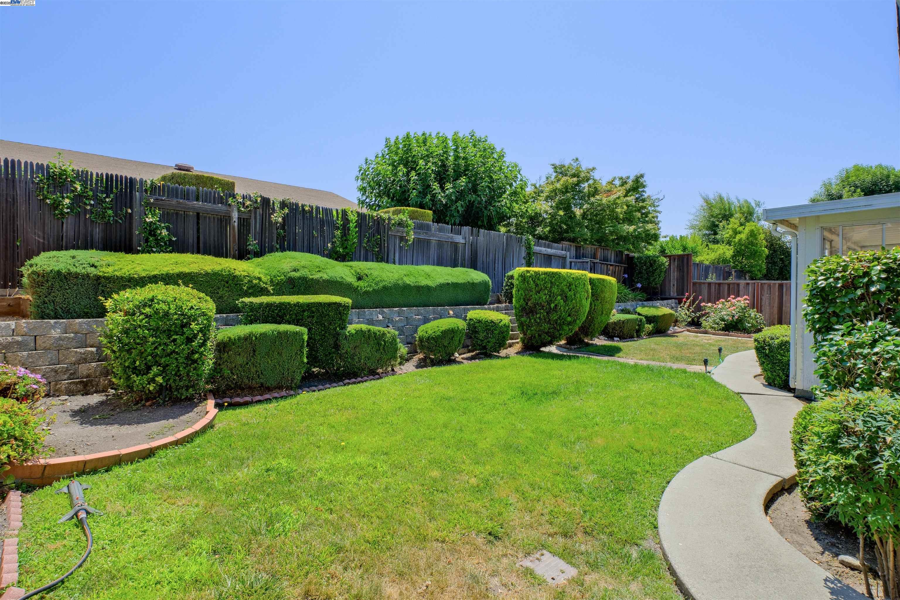 Detail Gallery Image 12 of 19 For 156 Dogwood Pl, San Ramon,  CA 94583 - 2 Beds | 2 Baths
