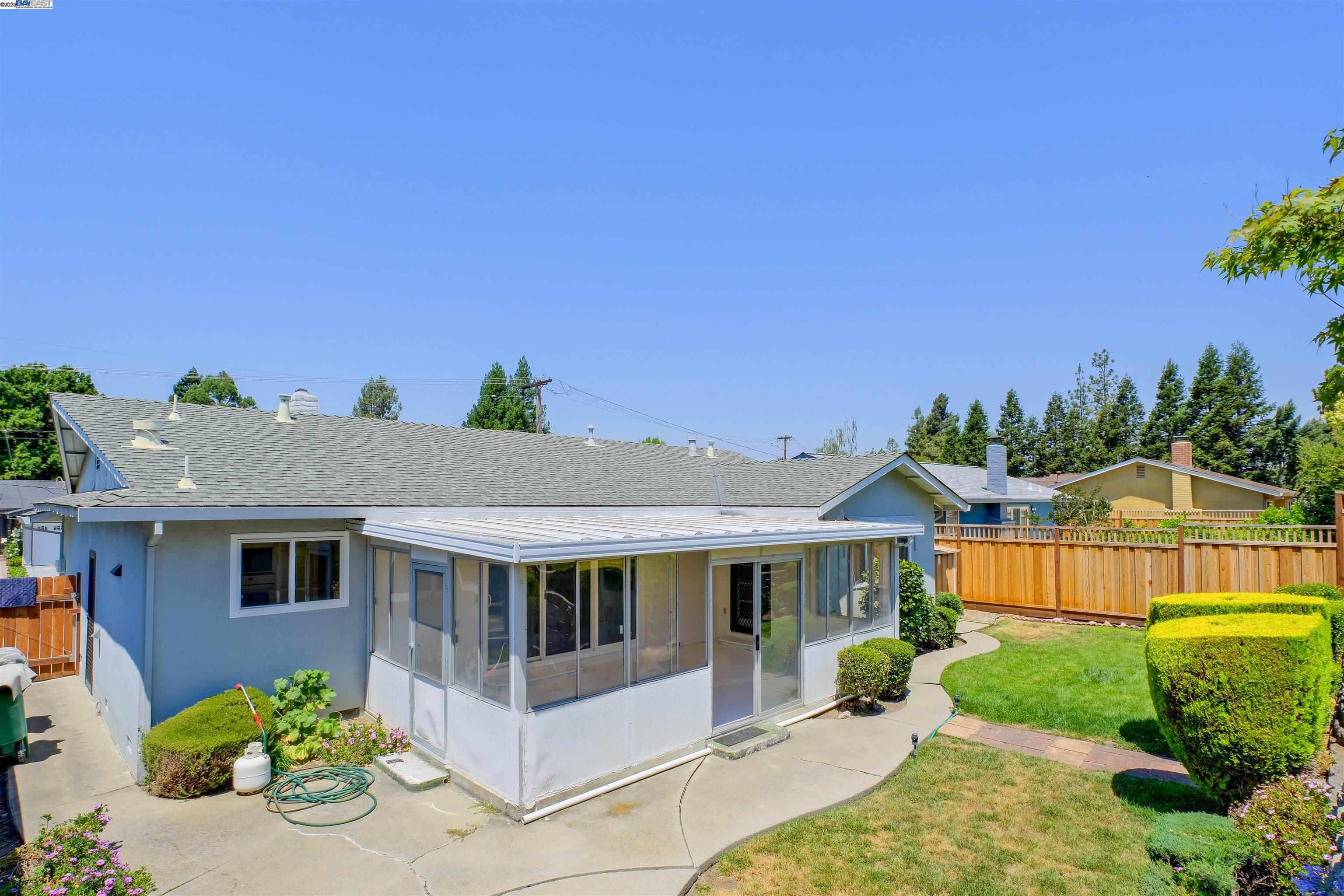 Detail Gallery Image 13 of 19 For 156 Dogwood Pl, San Ramon,  CA 94583 - 2 Beds | 2 Baths