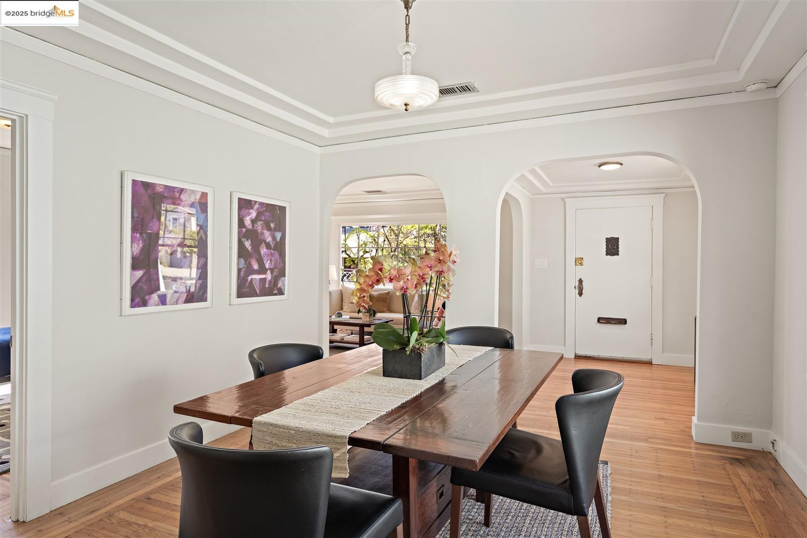Detail Gallery Image 11 of 60 For 1342 Virginia Street, Berkeley,  CA 94702 - 2 Beds | 2 Baths
