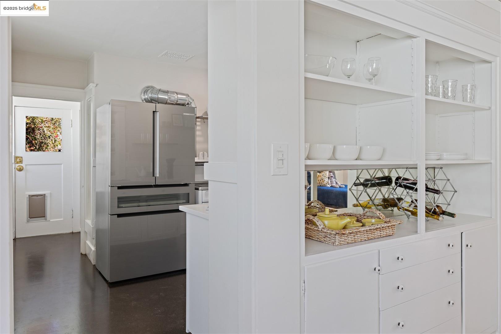 Detail Gallery Image 13 of 60 For 1342 Virginia Street, Berkeley,  CA 94702 - 2 Beds | 2 Baths