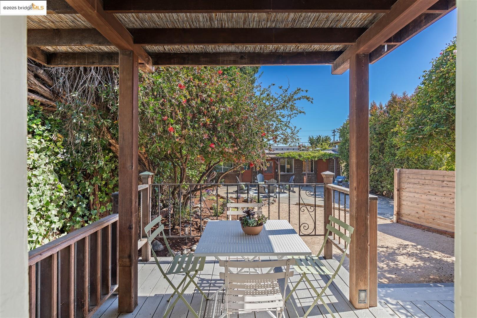 Detail Gallery Image 24 of 60 For 1342 Virginia Street, Berkeley,  CA 94702 - 2 Beds | 2 Baths