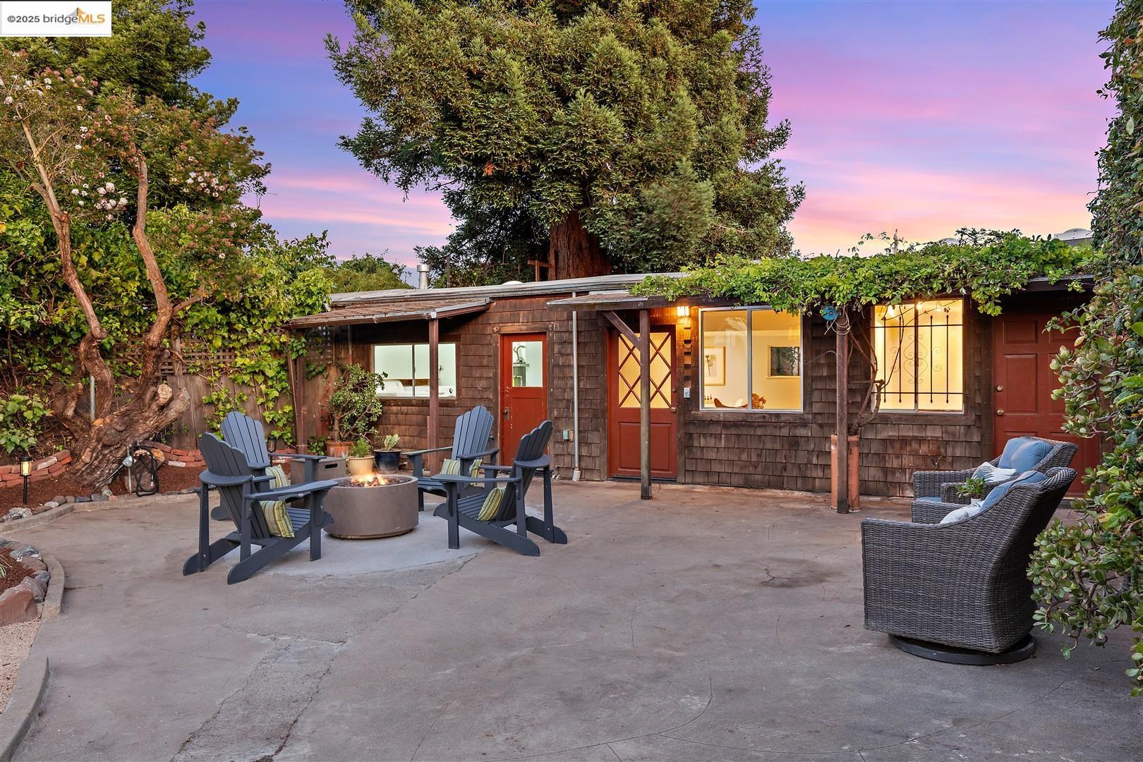 Detail Gallery Image 40 of 60 For 1342 Virginia Street, Berkeley,  CA 94702 - 2 Beds | 2 Baths