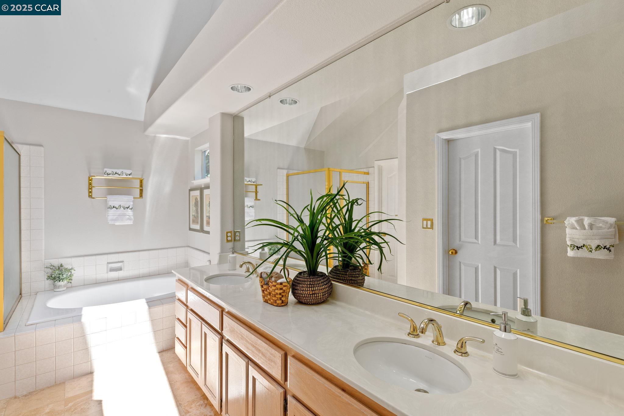Photo #32: 41104699 Listing: Photo #32