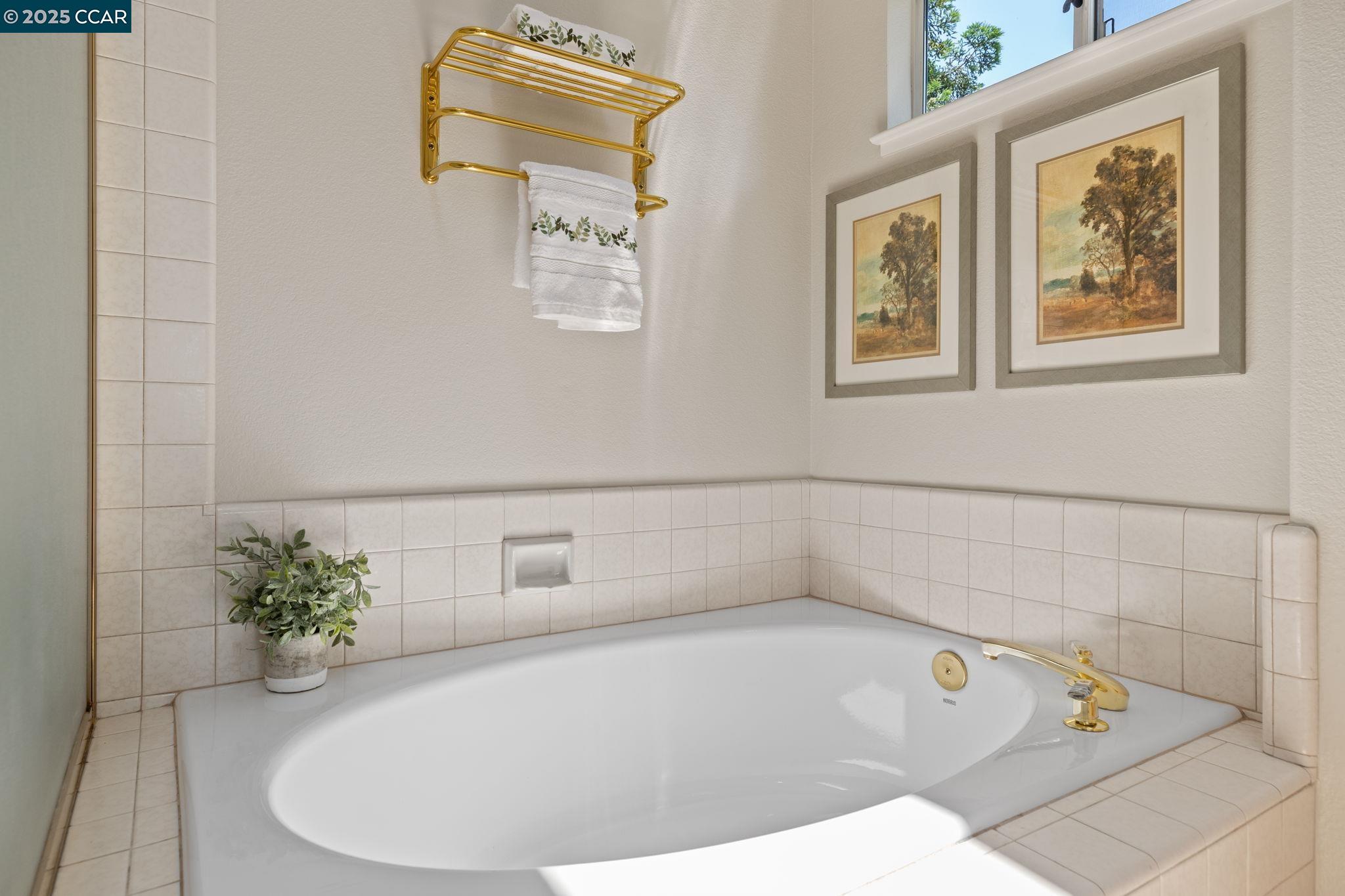 Photo #34: 41104699 Listing: Photo #34