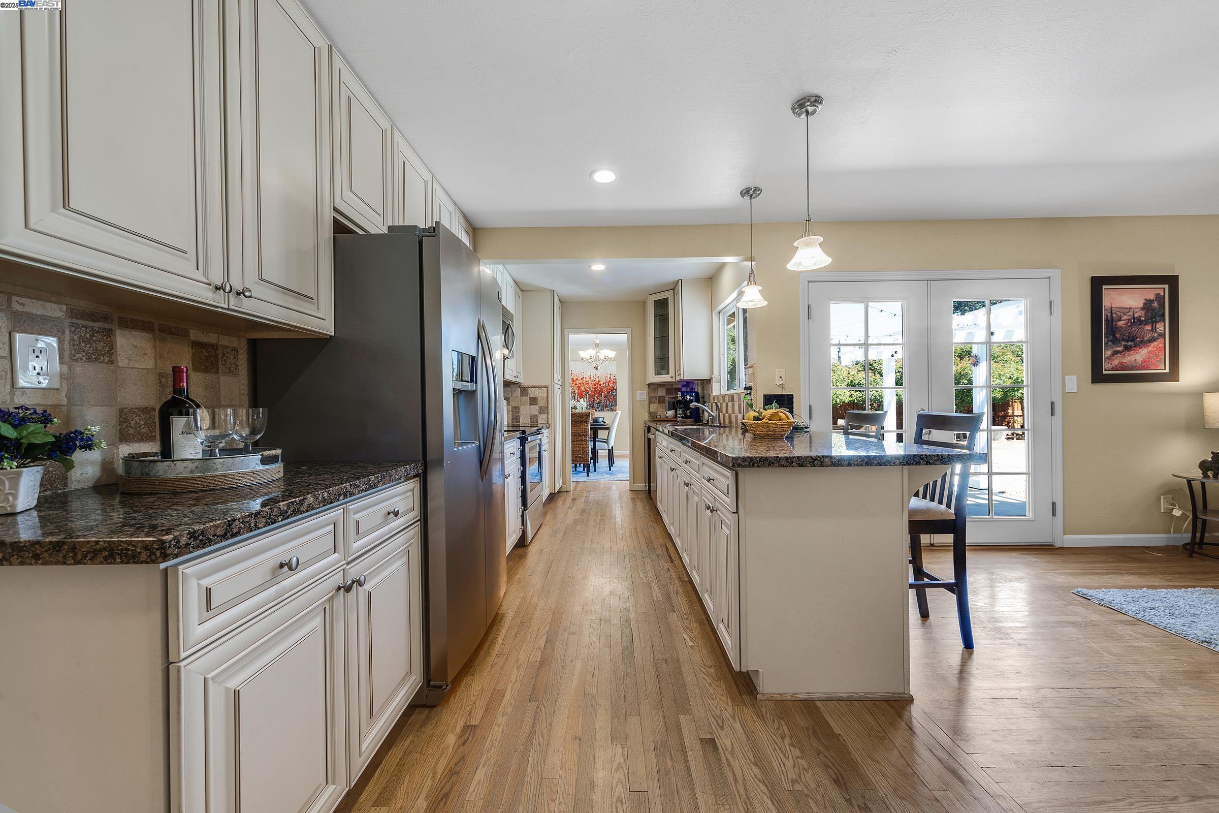 Detail Gallery Image 11 of 28 For 1391 Anza Way, Livermore,  CA 94550 - 3 Beds | 2 Baths