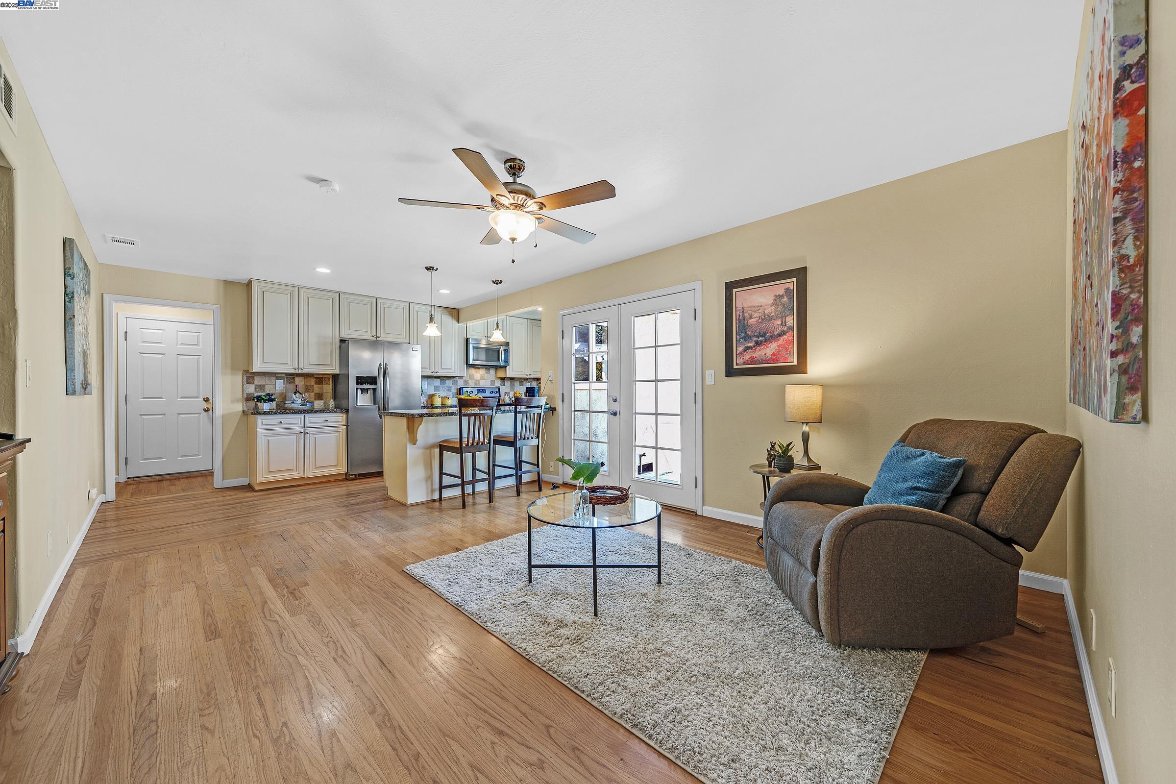 Detail Gallery Image 13 of 28 For 1391 Anza Way, Livermore,  CA 94550 - 3 Beds | 2 Baths