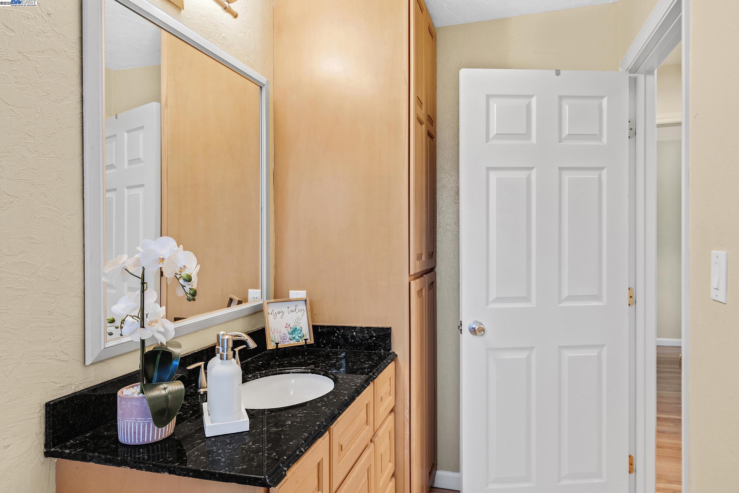 Detail Gallery Image 15 of 28 For 1391 Anza Way, Livermore,  CA 94550 - 3 Beds | 2 Baths