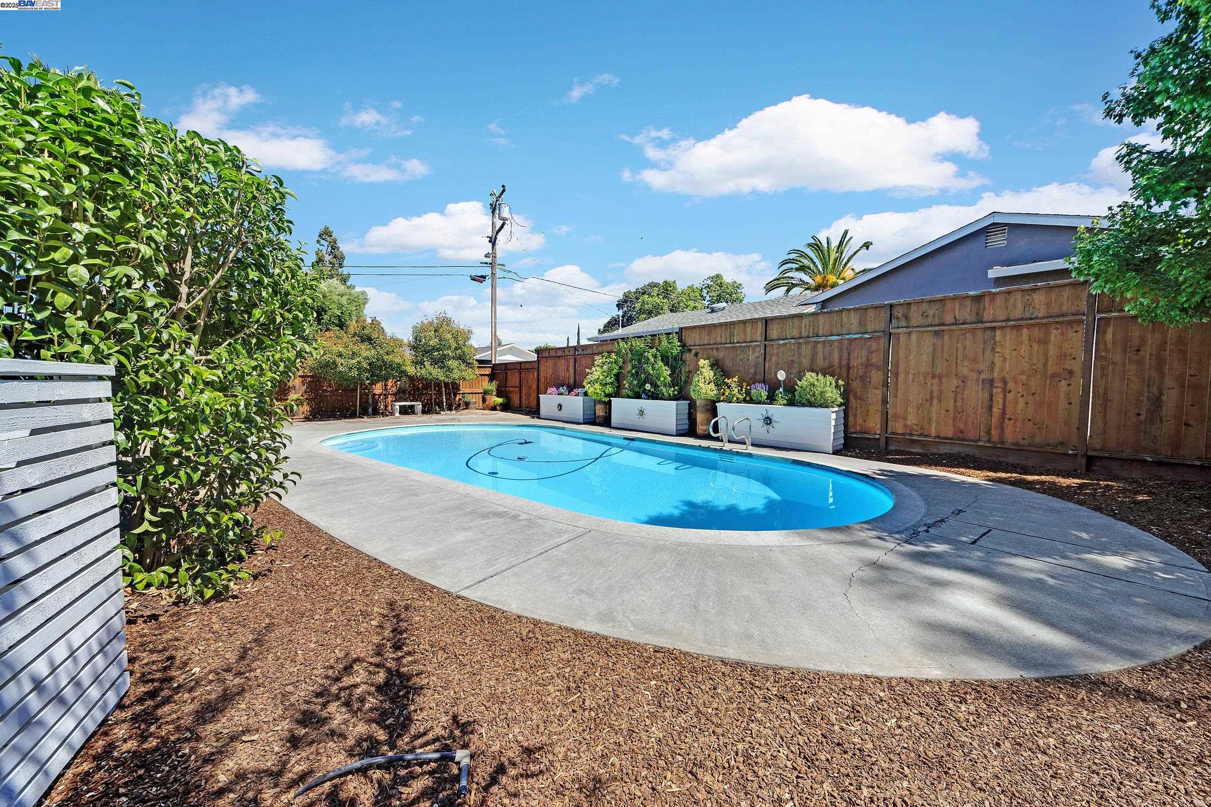 Detail Gallery Image 27 of 28 For 1391 Anza Way, Livermore,  CA 94550 - 3 Beds | 2 Baths