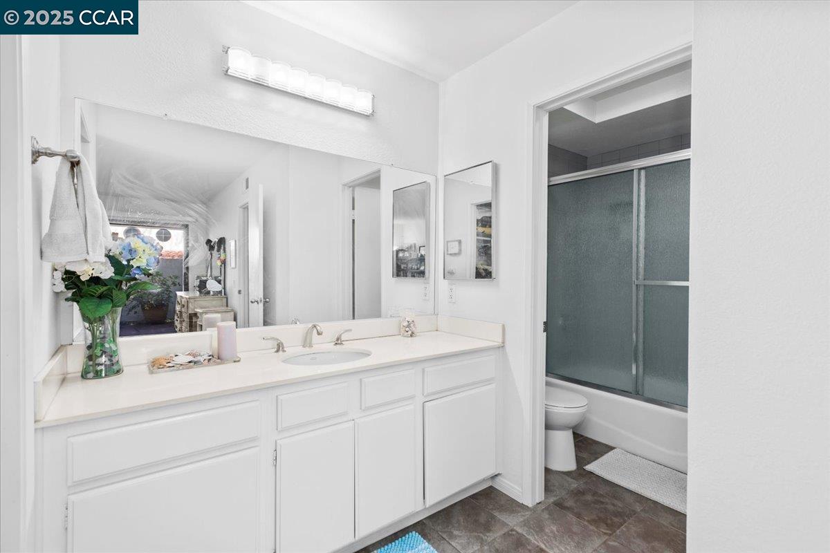 Detail Gallery Image 27 of 40 For 4145 Porte De Merano #128,  San Diego,  CA 92122 - 2 Beds | 2 Baths