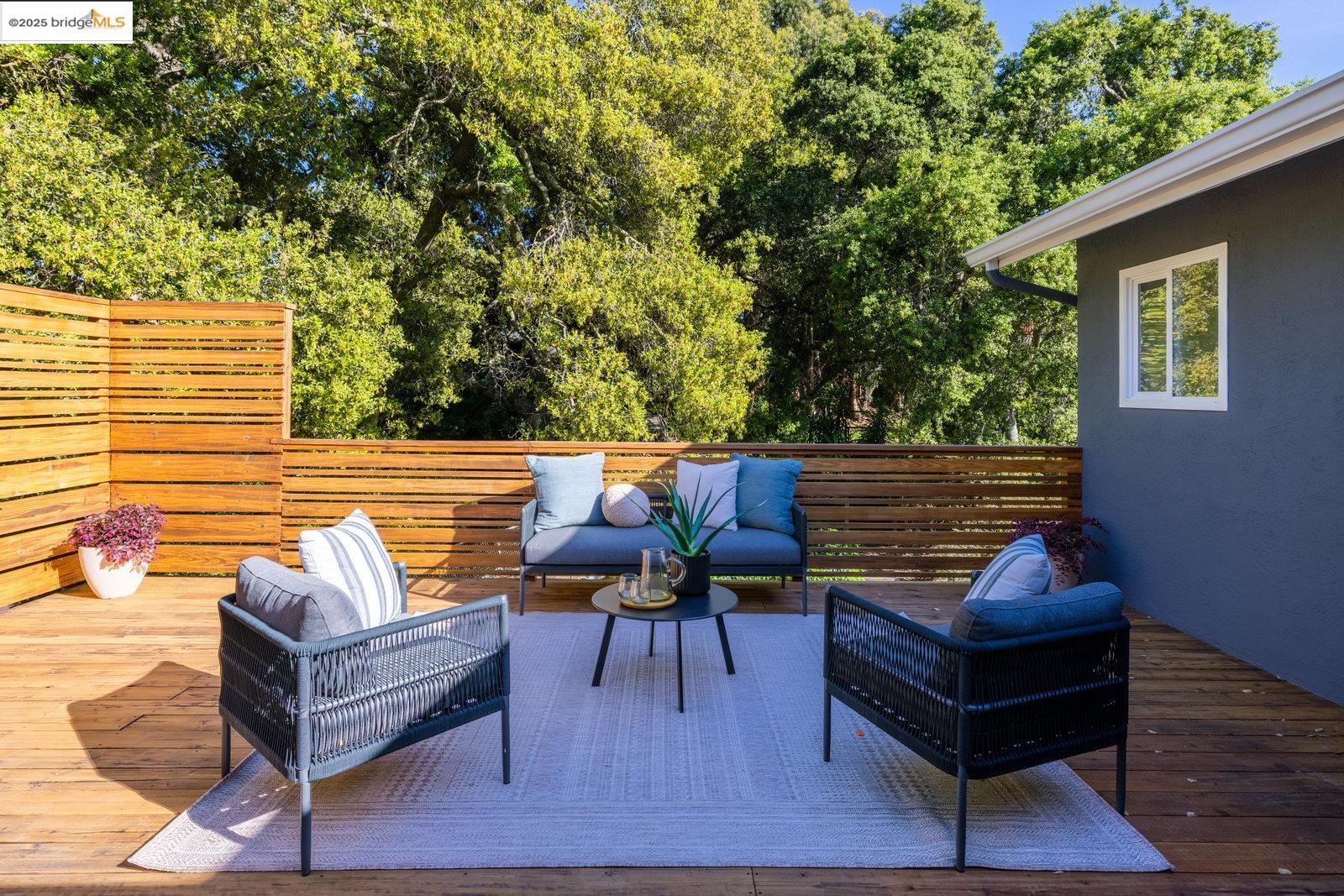 Detail Gallery Image 32 of 53 For 25 Cavoretto Ln, El Sobrante,  CA 94803 - 4 Beds | 2 Baths