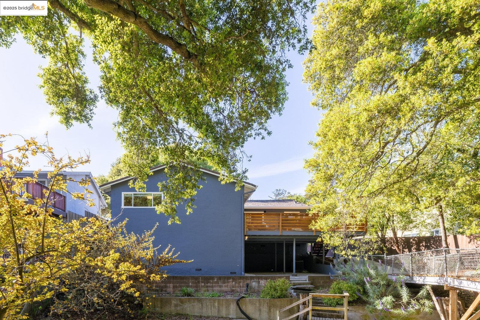Detail Gallery Image 43 of 53 For 25 Cavoretto Ln, El Sobrante,  CA 94803 - 4 Beds | 2 Baths