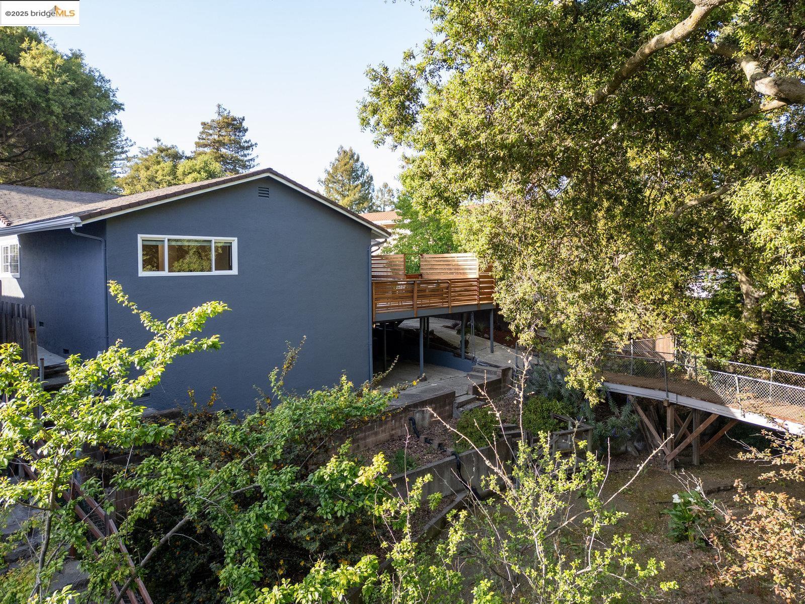 Detail Gallery Image 48 of 53 For 25 Cavoretto Ln, El Sobrante,  CA 94803 - 4 Beds | 2 Baths
